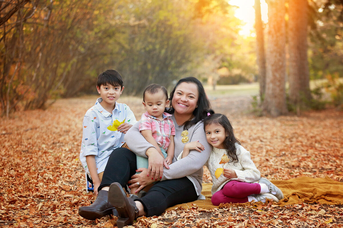mom-and-kids-fall-session