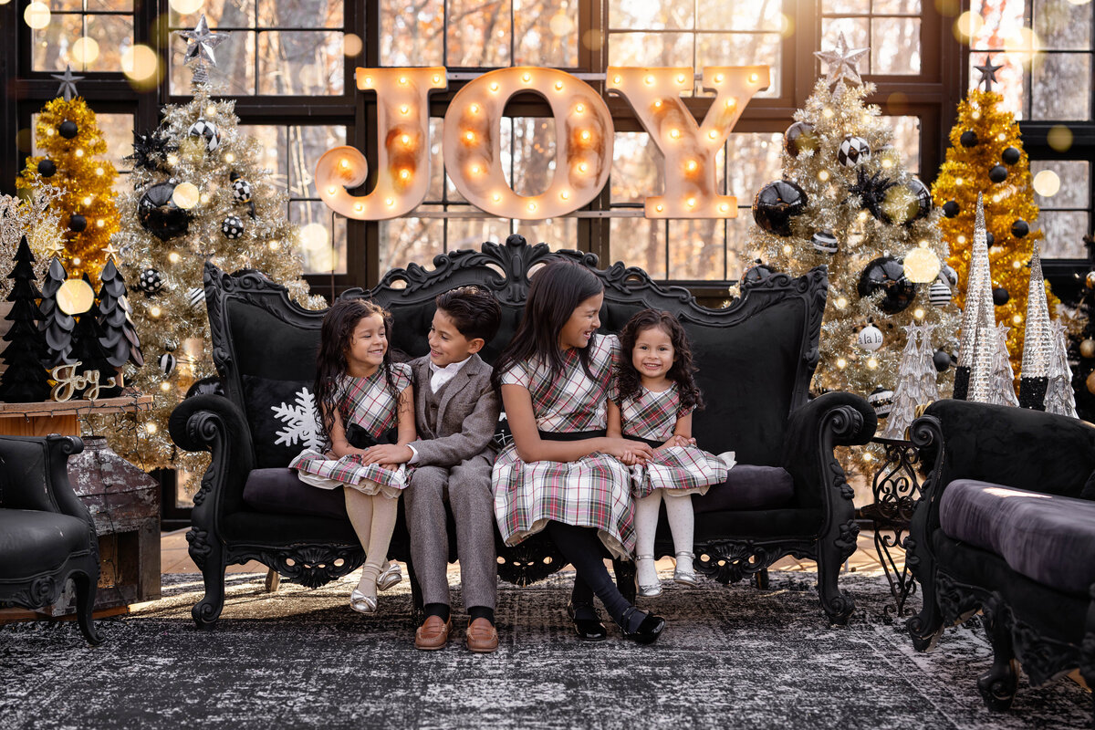 christmas mini sessions 2024