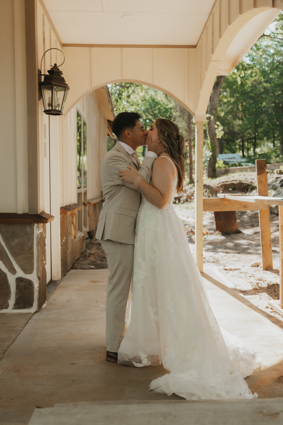 Abby Herron Photography Dallas Texas Travel Weddings and Lifestyle Photographer Wedding Photos for Nick and Sophia CouplesPhotos11