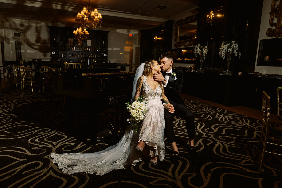 CescapheBallroom_PhiladelphiaWedding_TaylorNicollePhoto-62