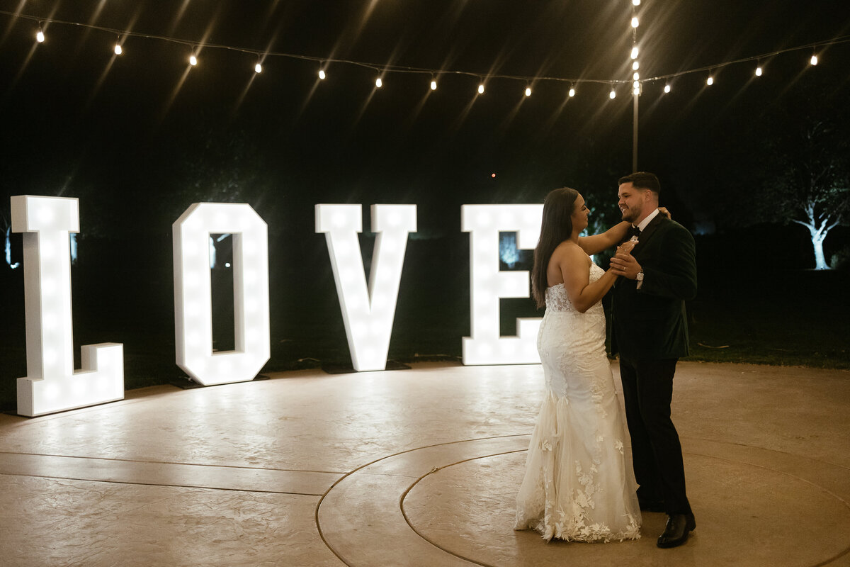 Pitcock-Wedding-Reception-Arianna-Maddox-Photography-151