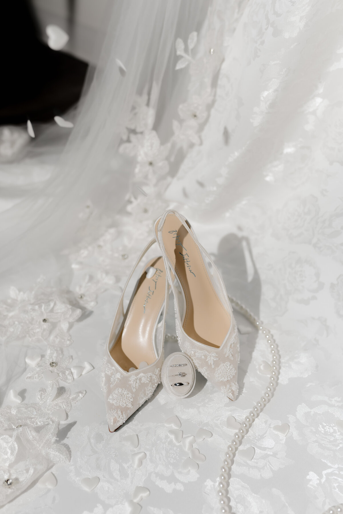 Falkner Winery Wedding Photos 9
