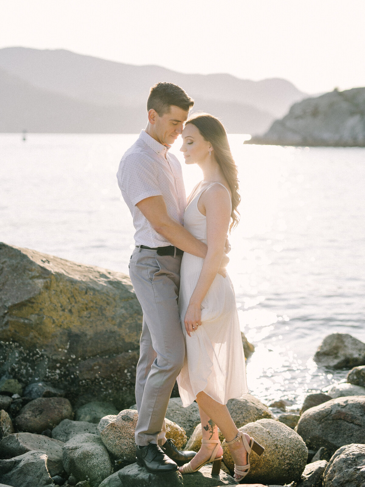 3 Vancouver Whytecliff Park Engagement Perla Photography-25