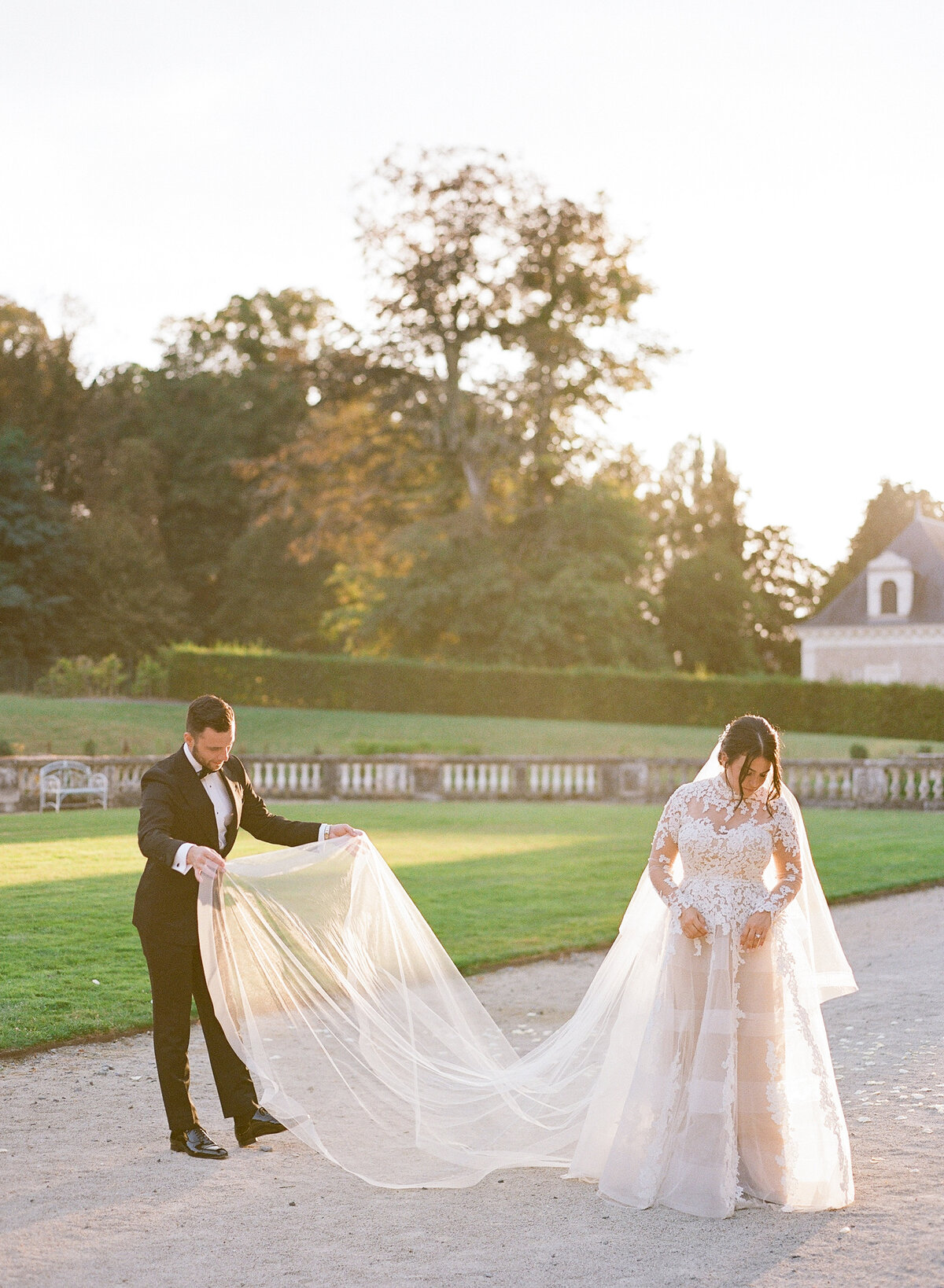 Jennifer Fox Weddings English speaking wedding planning & design agency in France crafting refined and bespoke weddings and celebrations Provence, Paris and destination Molly-Carr-Photography-Natalie-Ryan-Bride-Groom-45