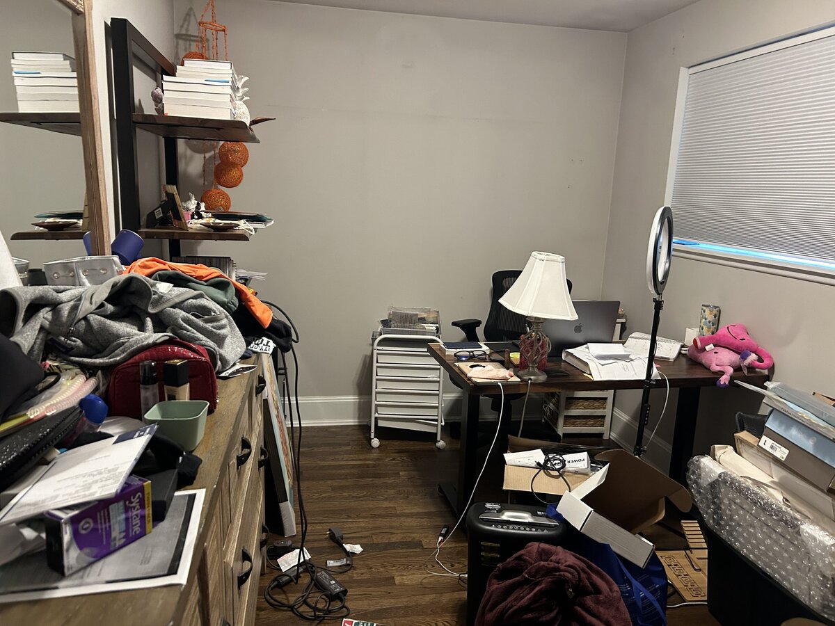 vacant-staging-everett-office-before-modernmollusk