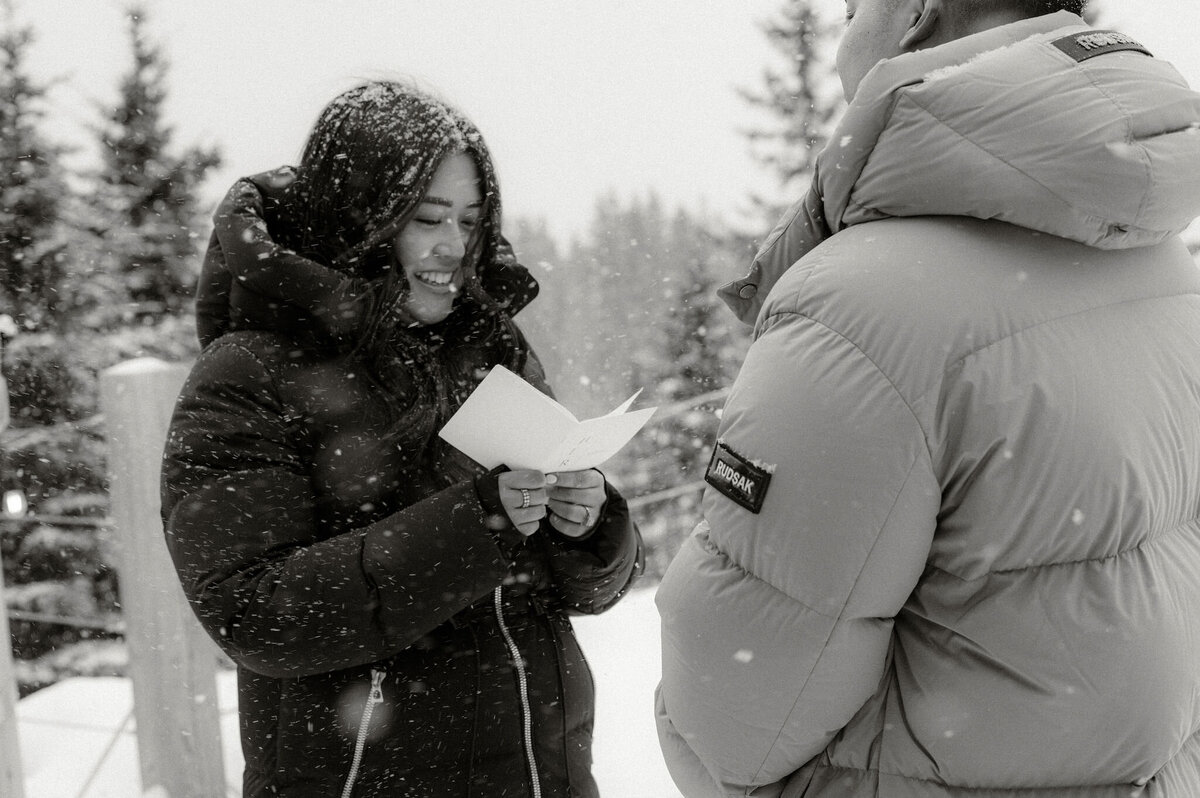 S-R_Winter-Elopement-Quebec-72