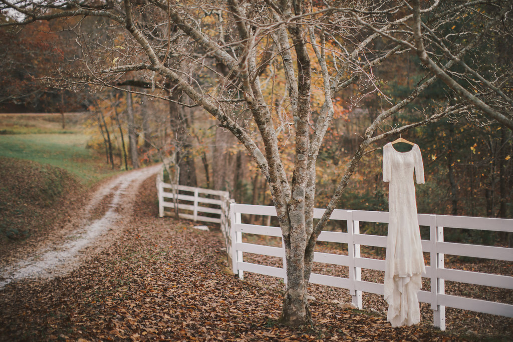 MtnLaurelFarm-Fall-Wedding-5