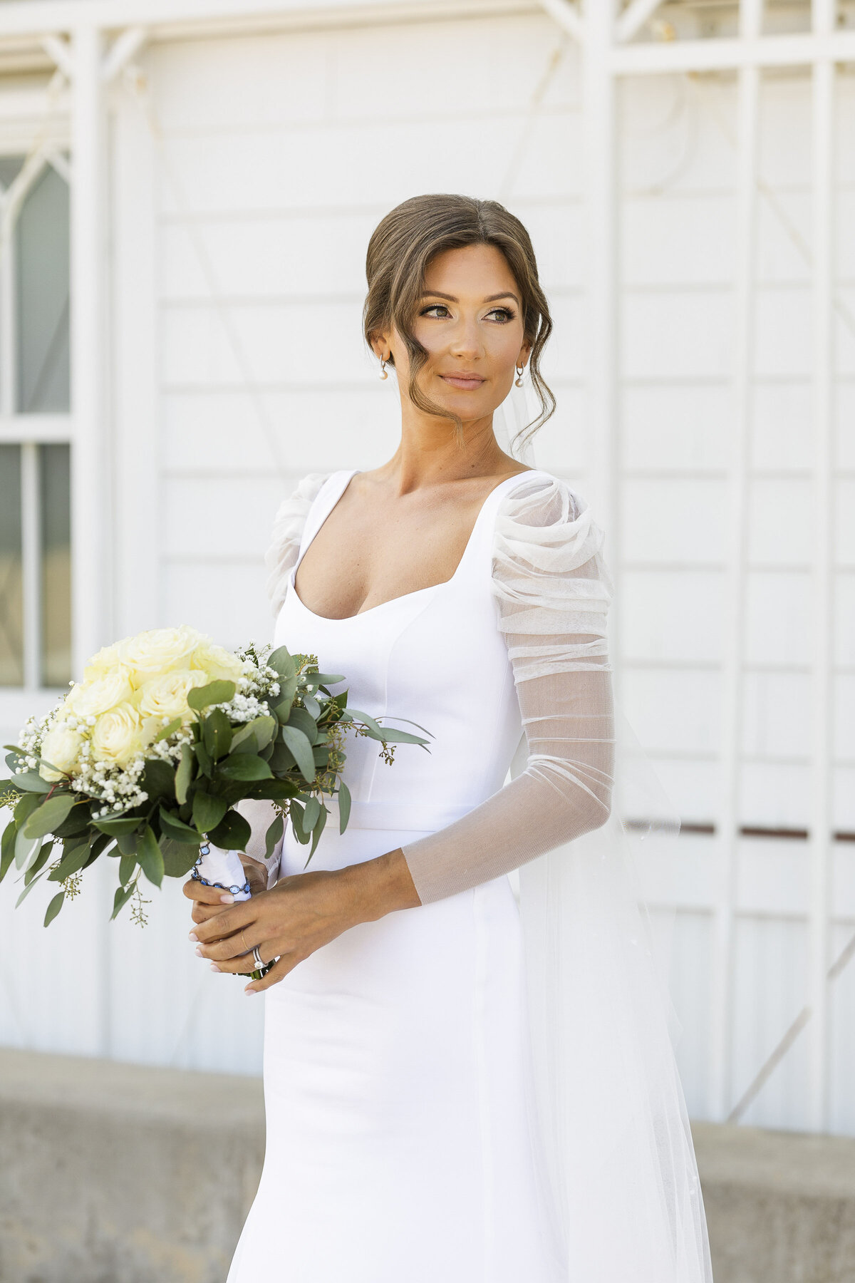 Beach Club Modern Chic Wedding with Touches of Pearl and Gold - Top East Coast Wedding Photography - Ashley Mac Photographs - New Jersey - New York - Connecticut - Rhode Island -24
