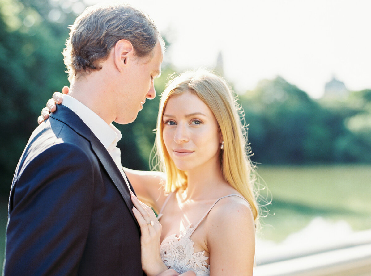 new-york-central-park-bow-bridge-engagement-photos-best-new-york-photographers-the-tenneys-08