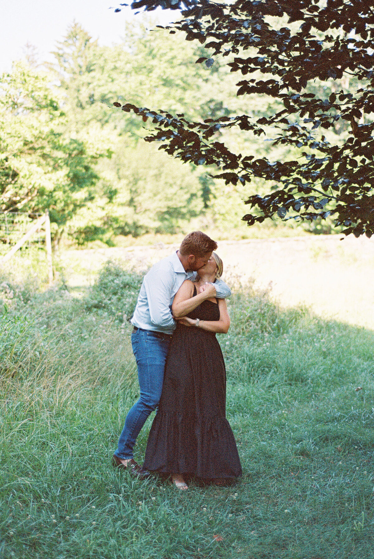 Lisa-Blanche-Photography-Lauren&Connor-FILM-40