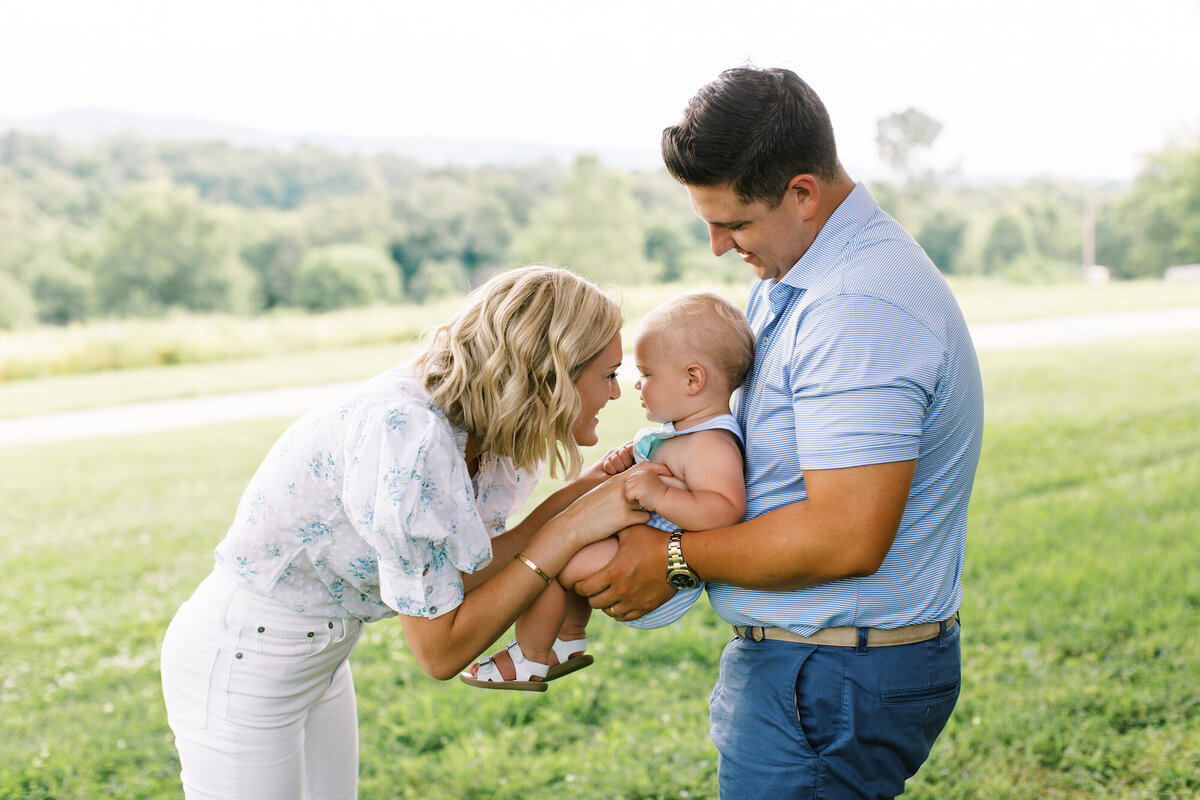 Daimler_9_Months_Abigail_Malone_Photography_Knoxville-23