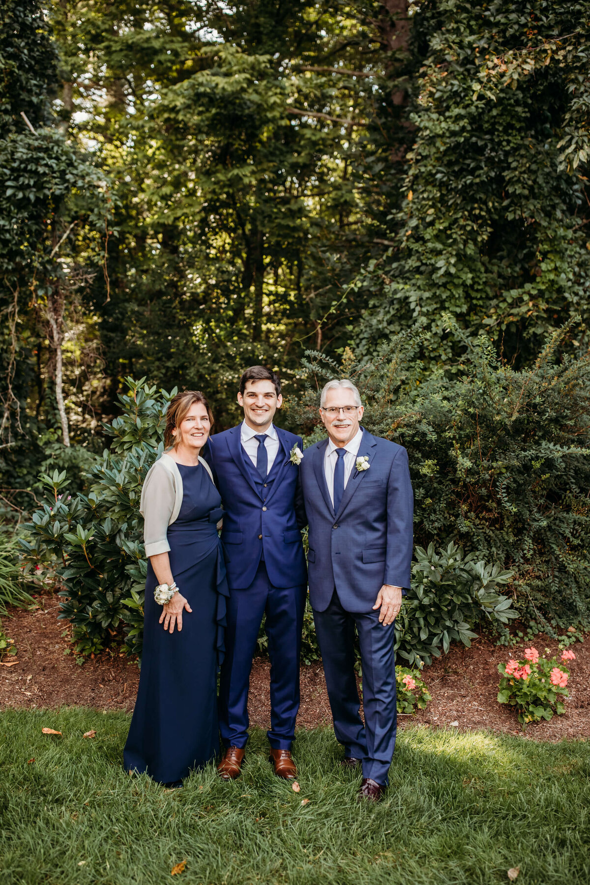 New_Hampshire_Wedding_Photographer_Bedford_Village_Inn-40