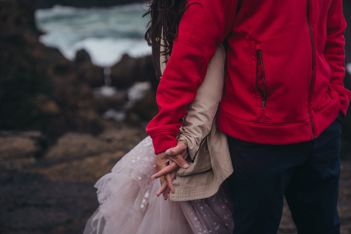 2022-June-Valahnukamol-Iceland-Pre-Wedding-Couples-Photos-Elopement-Photos-Molly-Margaret-Photography-35