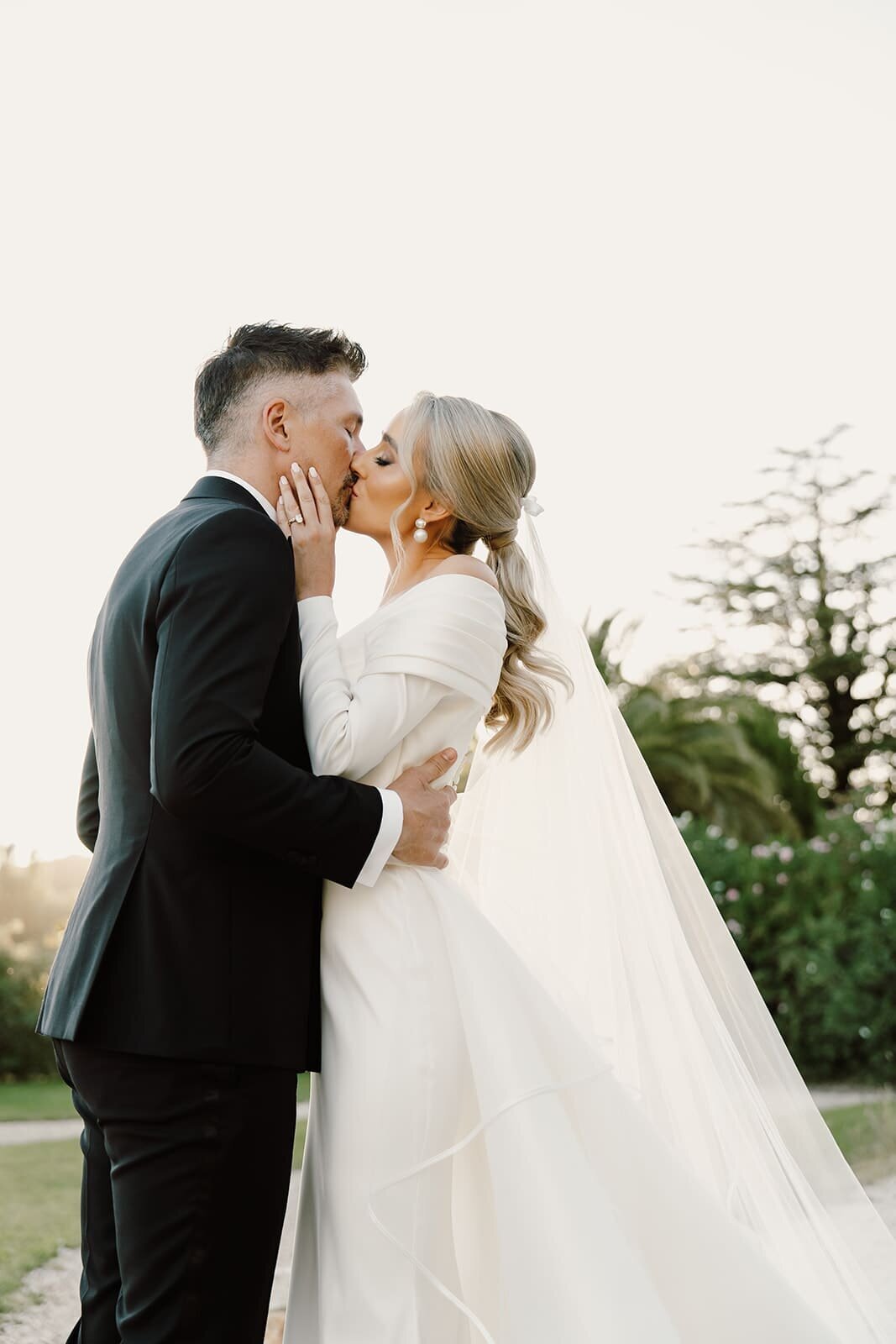 French-riviera-wedding-couple