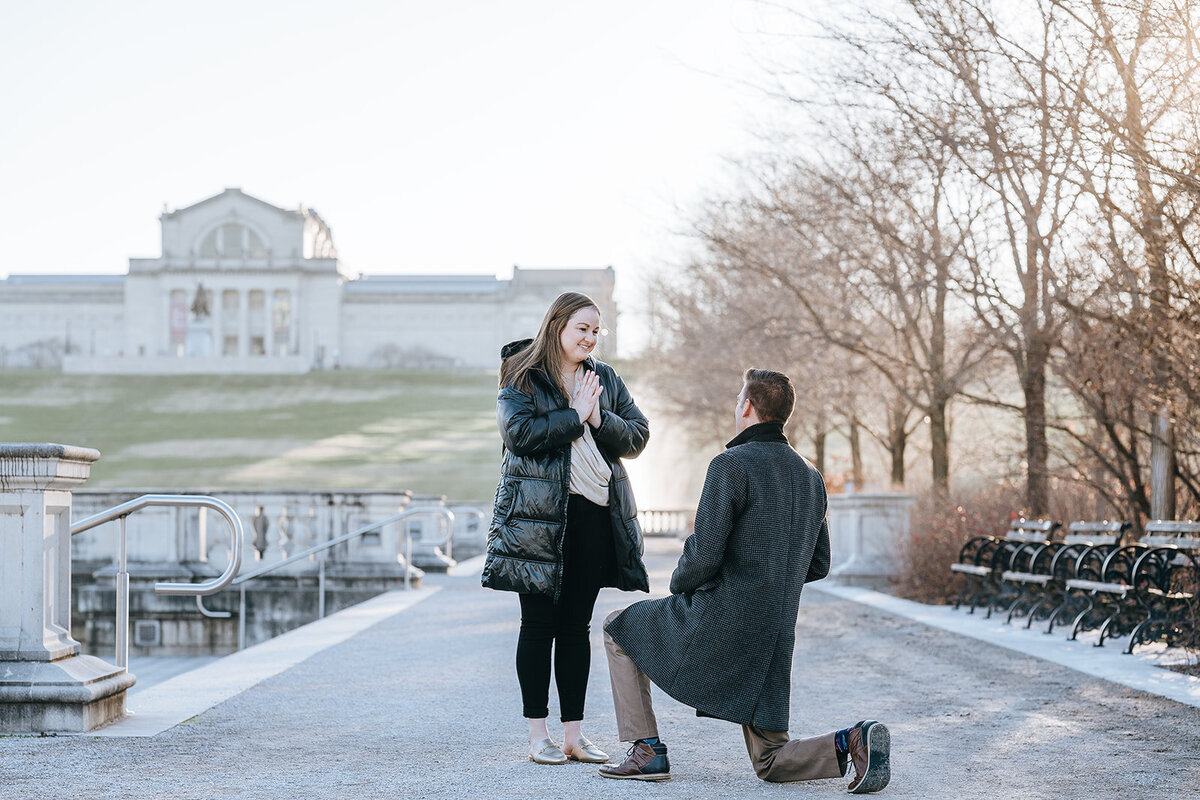 man proposing to girlfriend at the grand basin
