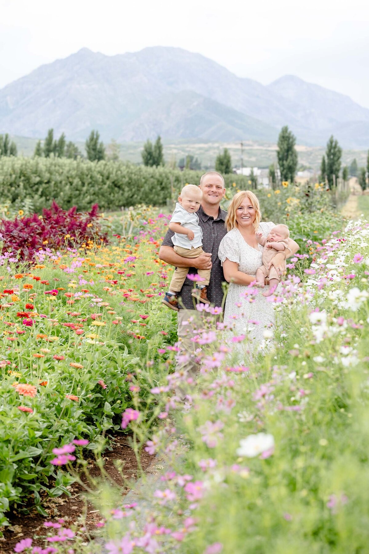 UT-County-Family-Session-Magnolia-And-Grace-Photography-Co-Flower-Garden-Session-Santaquin-AlysonC# (1)-9