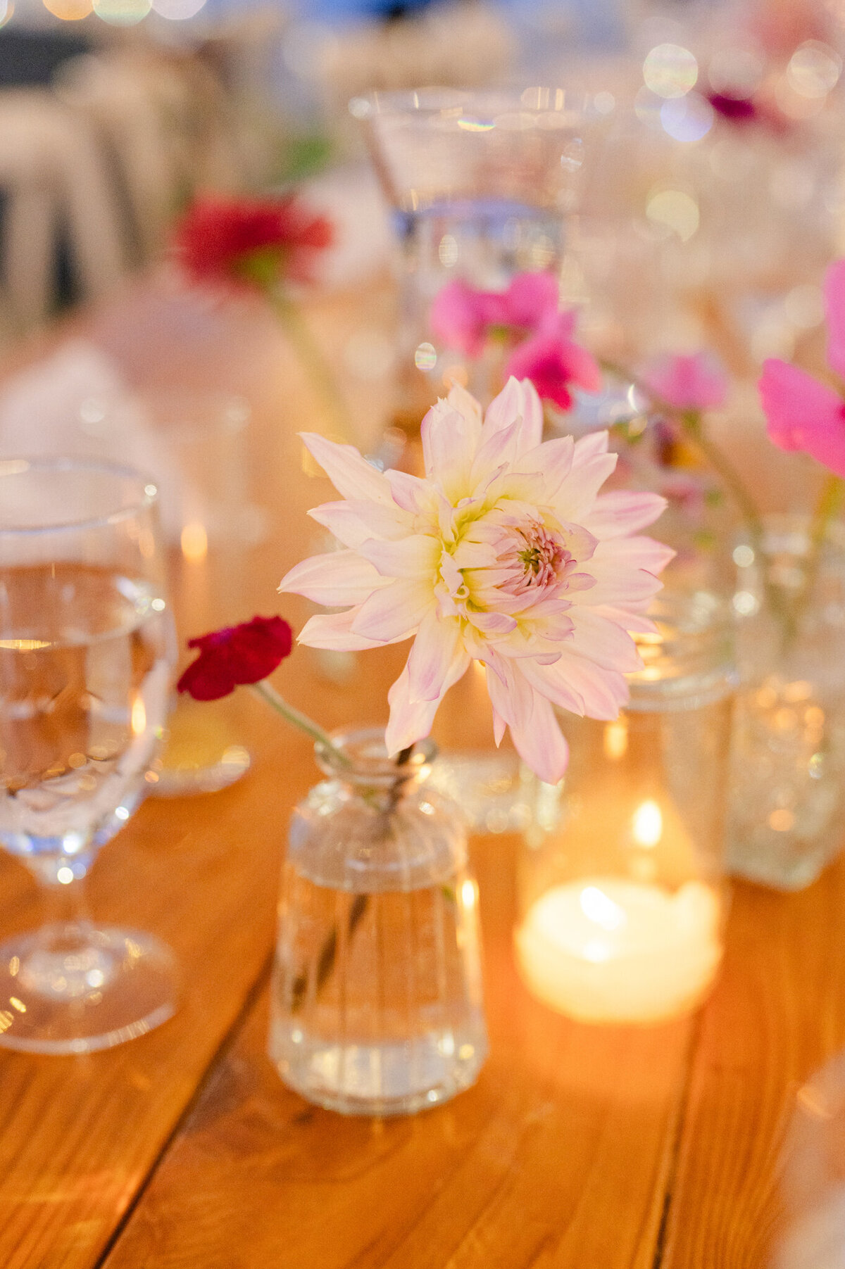 Hope-Island-Beach-Club-Wedding-LaConner_Caylie-Mash-Photography_895