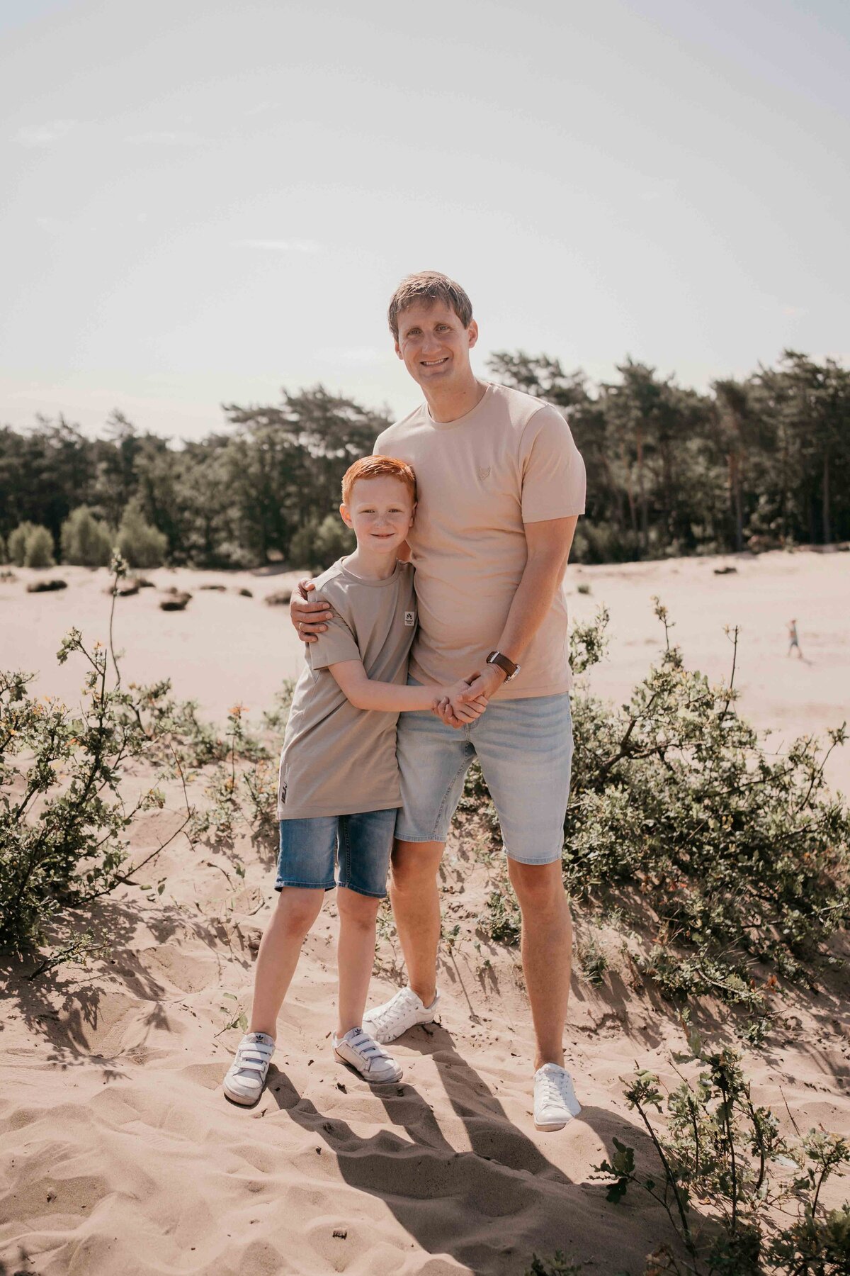 liefdevolle-gezinsfotografie-laren-duinen-leukfotografie (81 van 114)