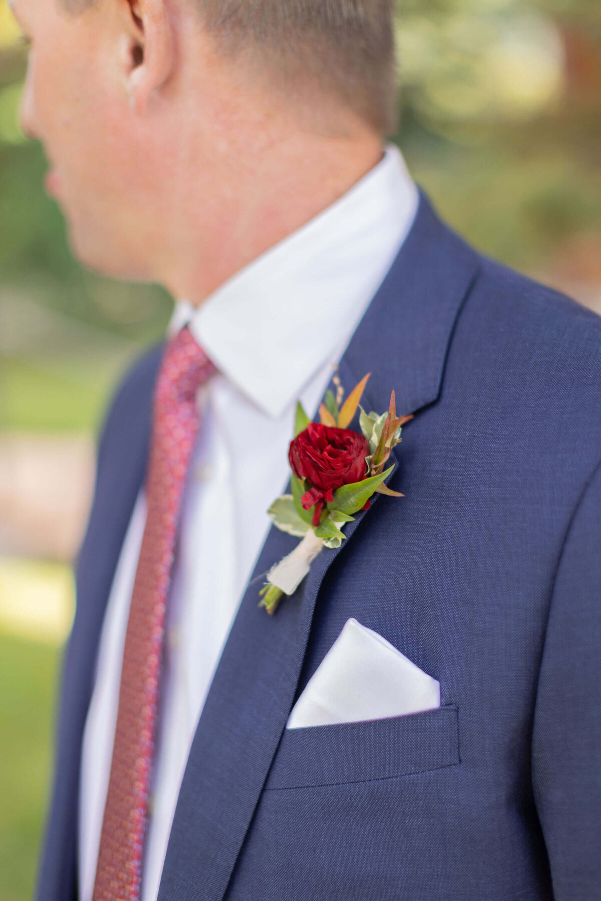 caitlin-david-roaring-fork-club-wedding-groom-2