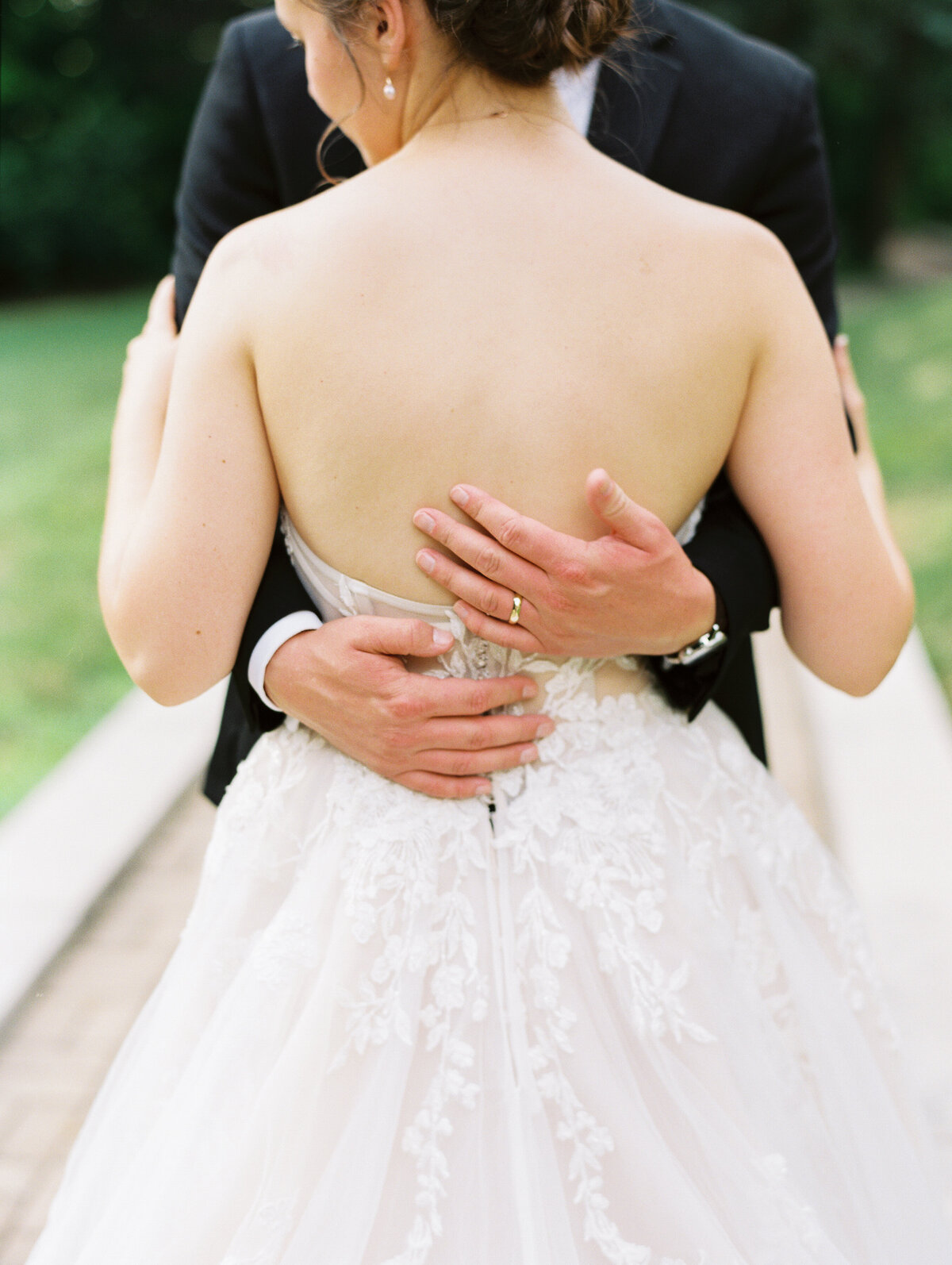 Sharin Shank Photography Fine Art Wedding Engagement Photographer Indiana Destination Light Airy Clasic Timeless Joyful Elopements Elopement Weddings SSP16