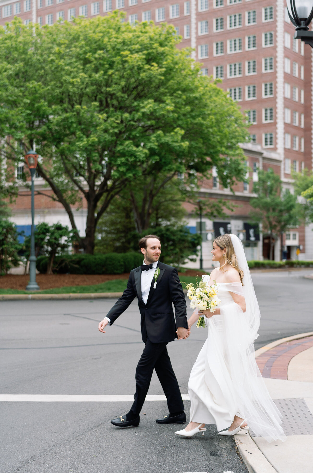 28-bride-groom-portraits-st-louis