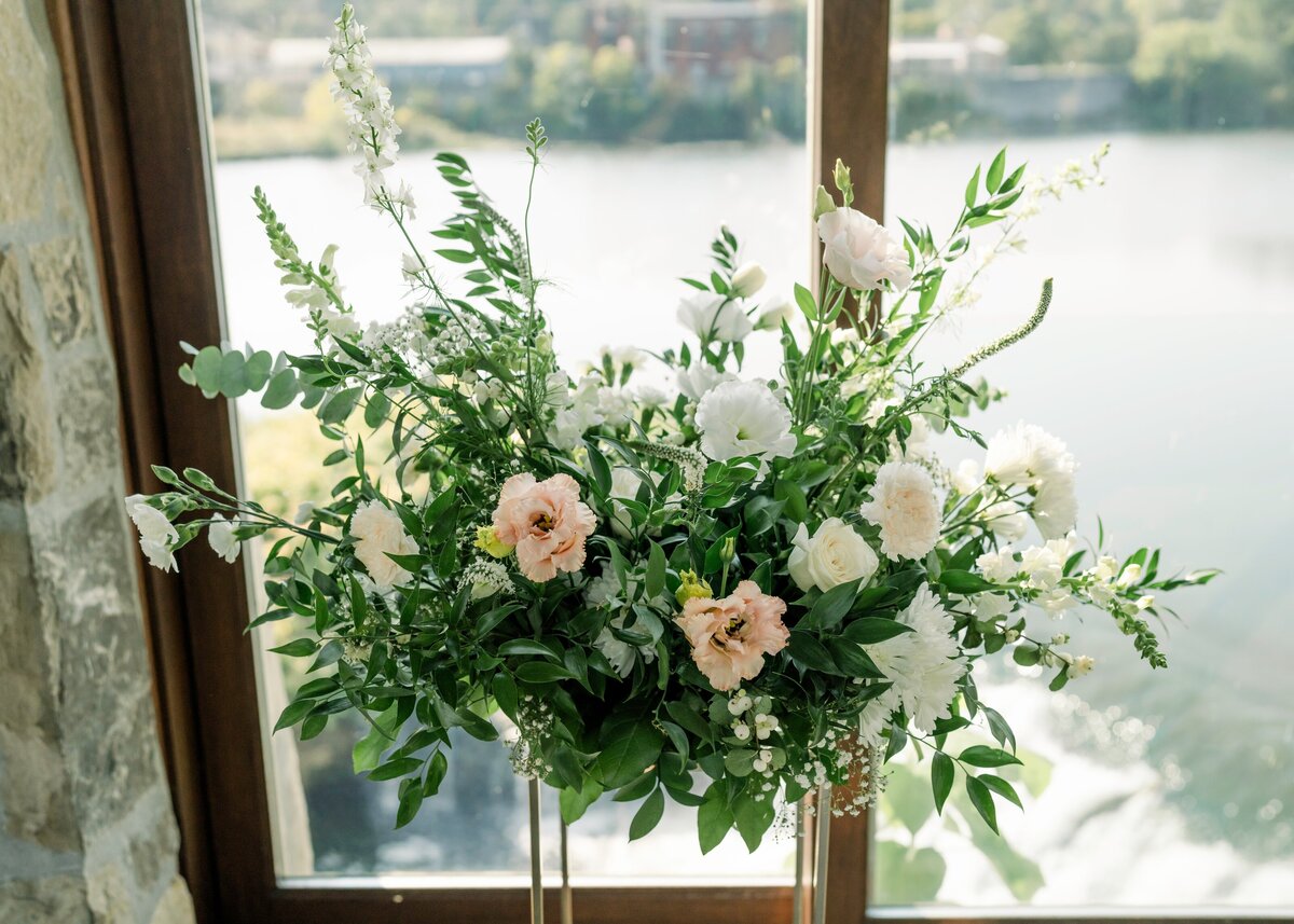 S&C Cambridge Mill Wedding Flowers Mapleton Acres19