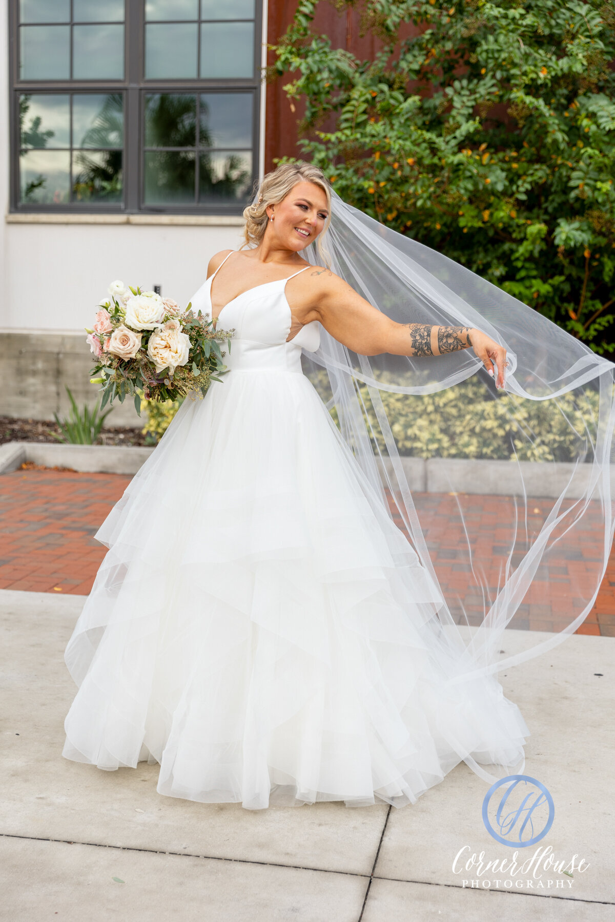 corner-house-photo-armature-works-florida-wedding-chantilly-chic-celebrations-5