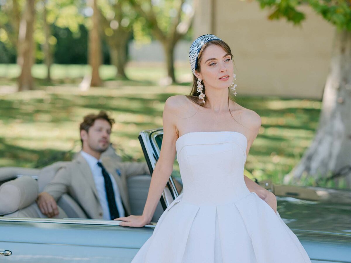 lavender and blue Dior inspired wedding at chateau de Fonscolombe Veronique Lorre floral event designer - thomas audiffren photography2