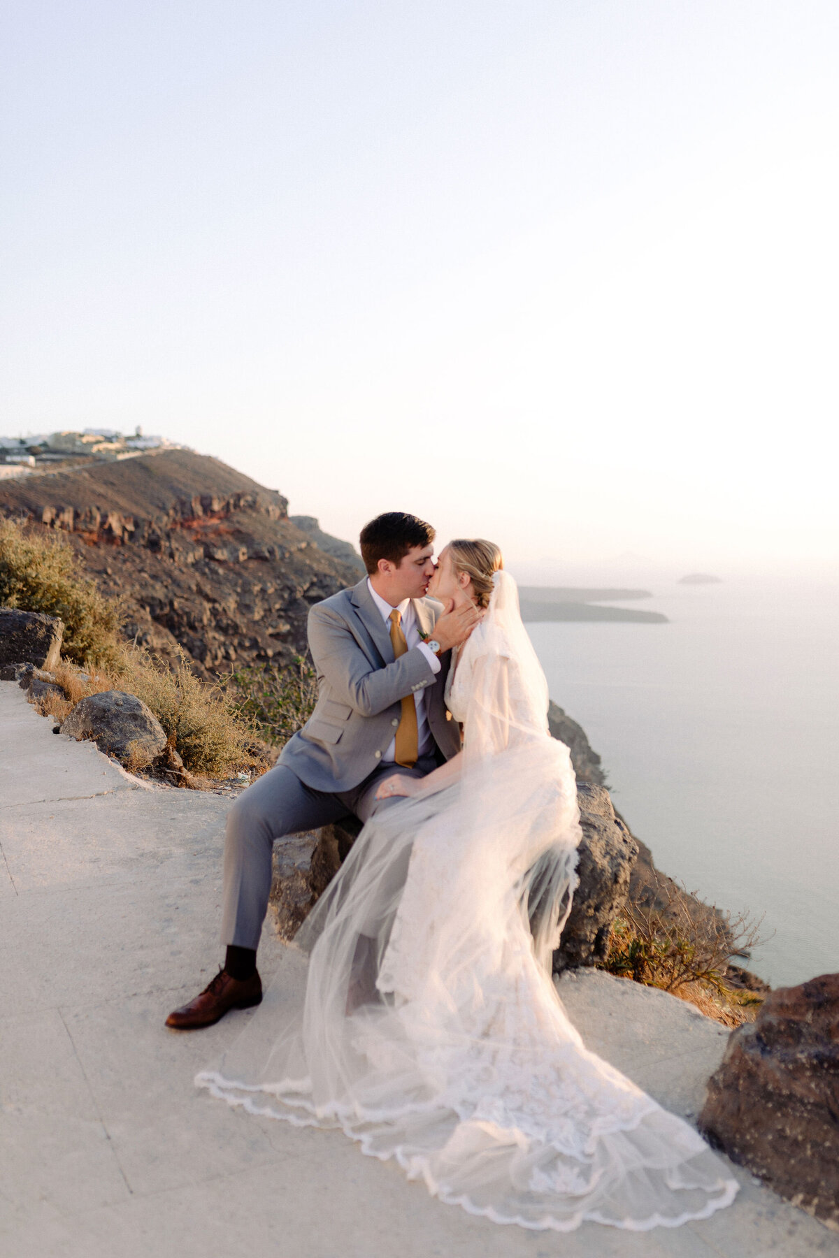 destination wedding santorini with baby blue details (7)