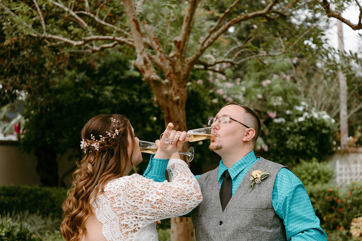 Jessica-Cruz-Photo-Florida-Botanical-Gardens-elope-in-tampa-Chantilly-Chic-11