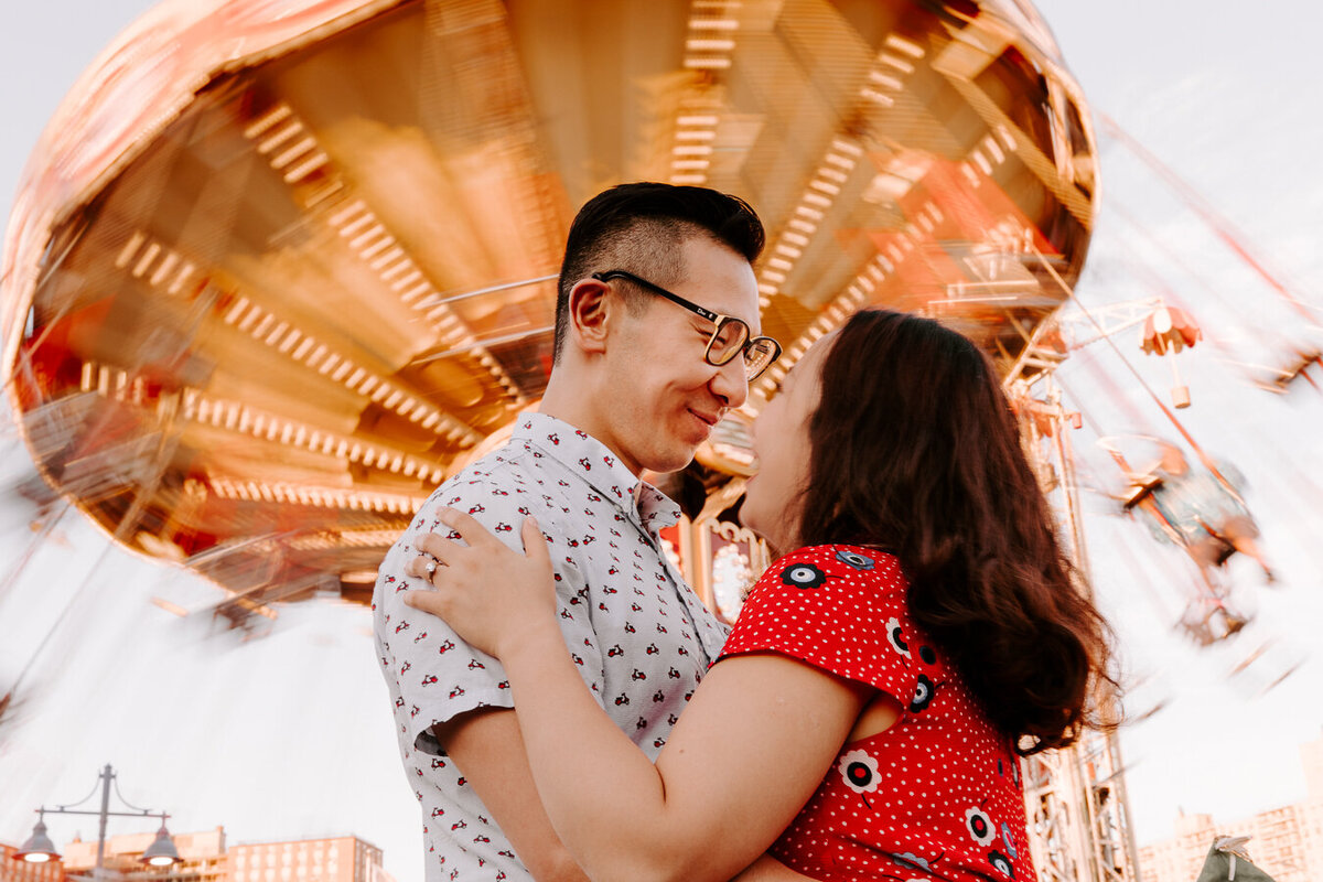 Coney Island Engagement Session by Kara McCurdy Photography-3
