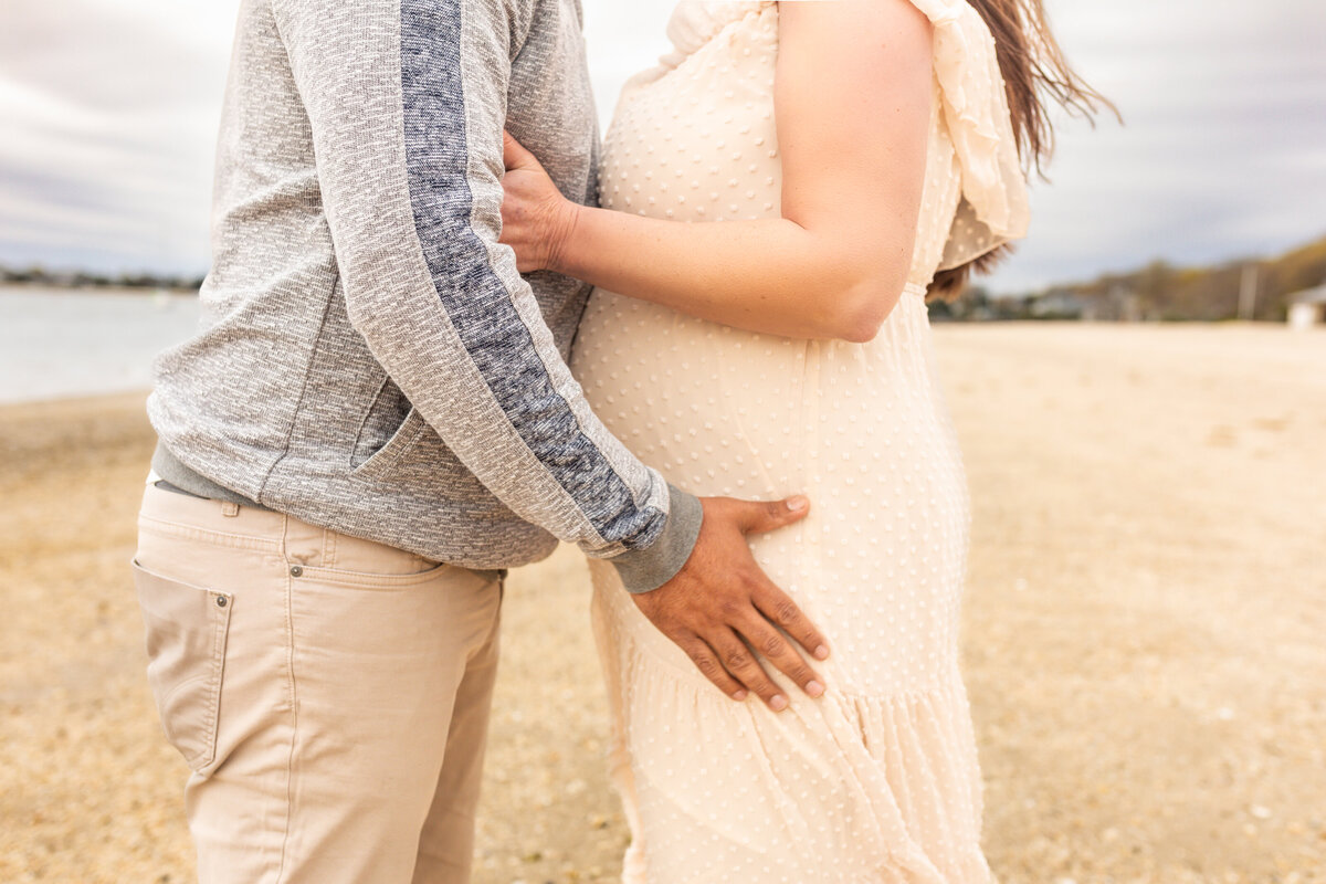 Husband-wife-maternity-Northport NY