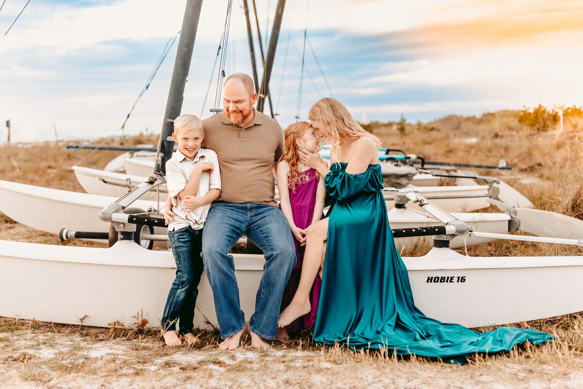 Kailee boat warm