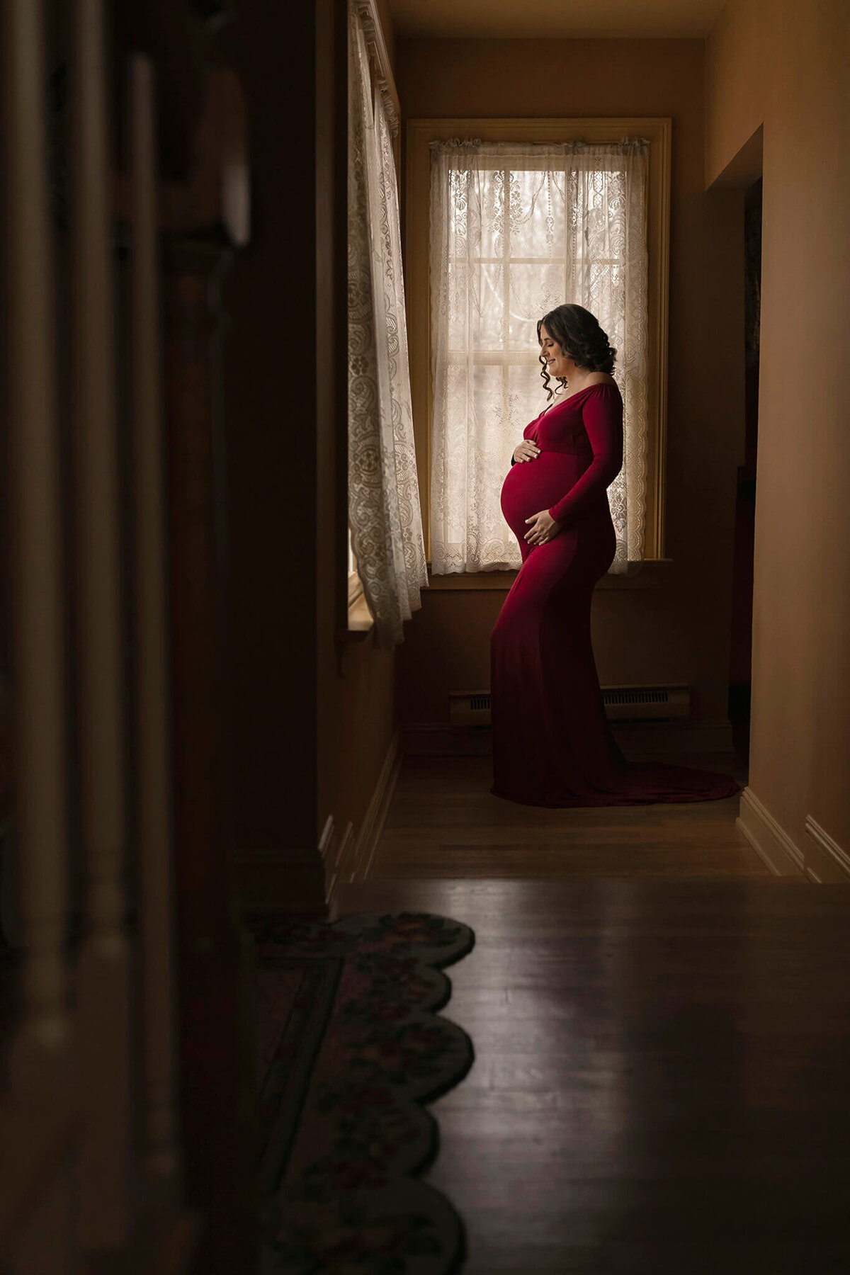 NJ Maternity photographer captures pregnant mother