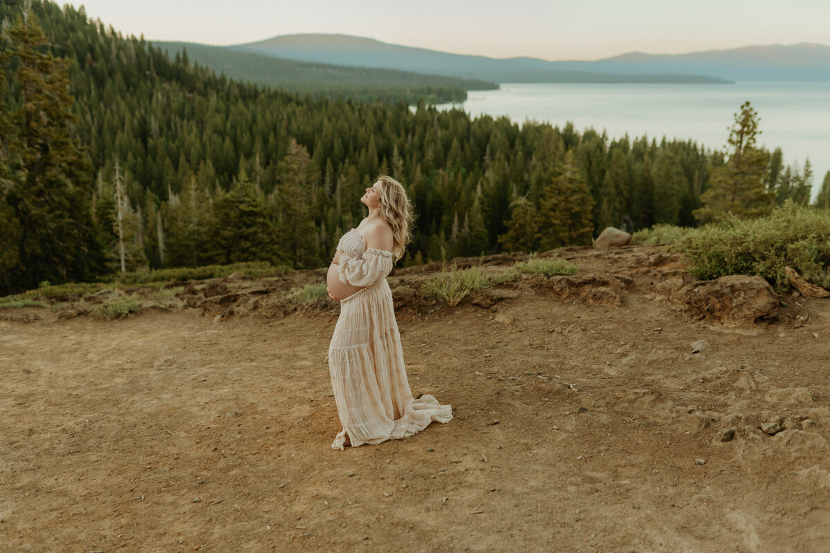 Lake Tahoe-Maternity-Photographer-39