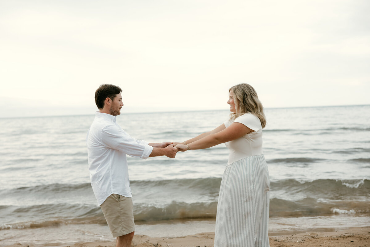 Abigail Anne Photography Colorado and Chicago Wedding and Couples Photographer — Portfolio Featured Story — Annie and Jacob's Engagement 12