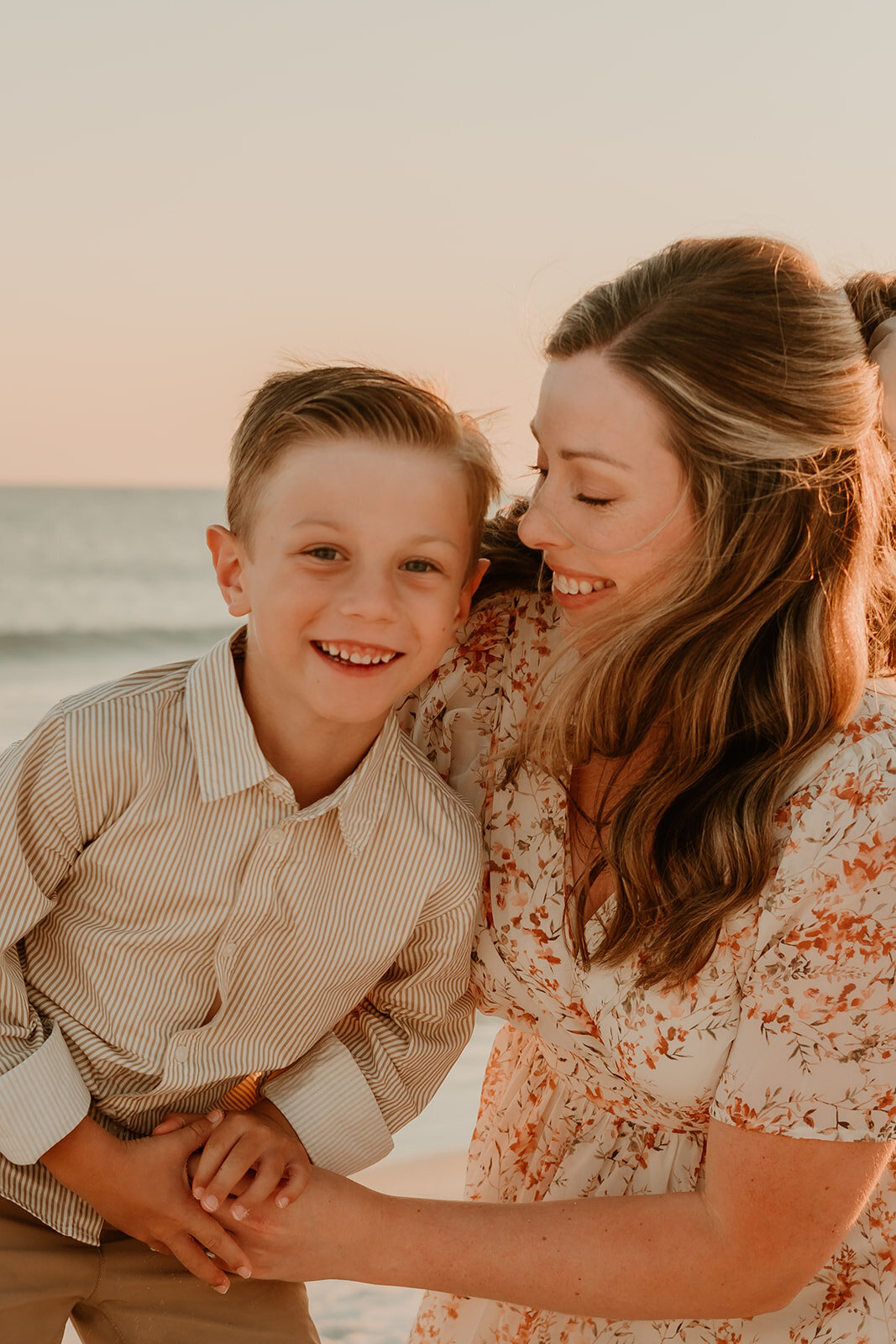 Family-pictures-on-Pensacola-Beach