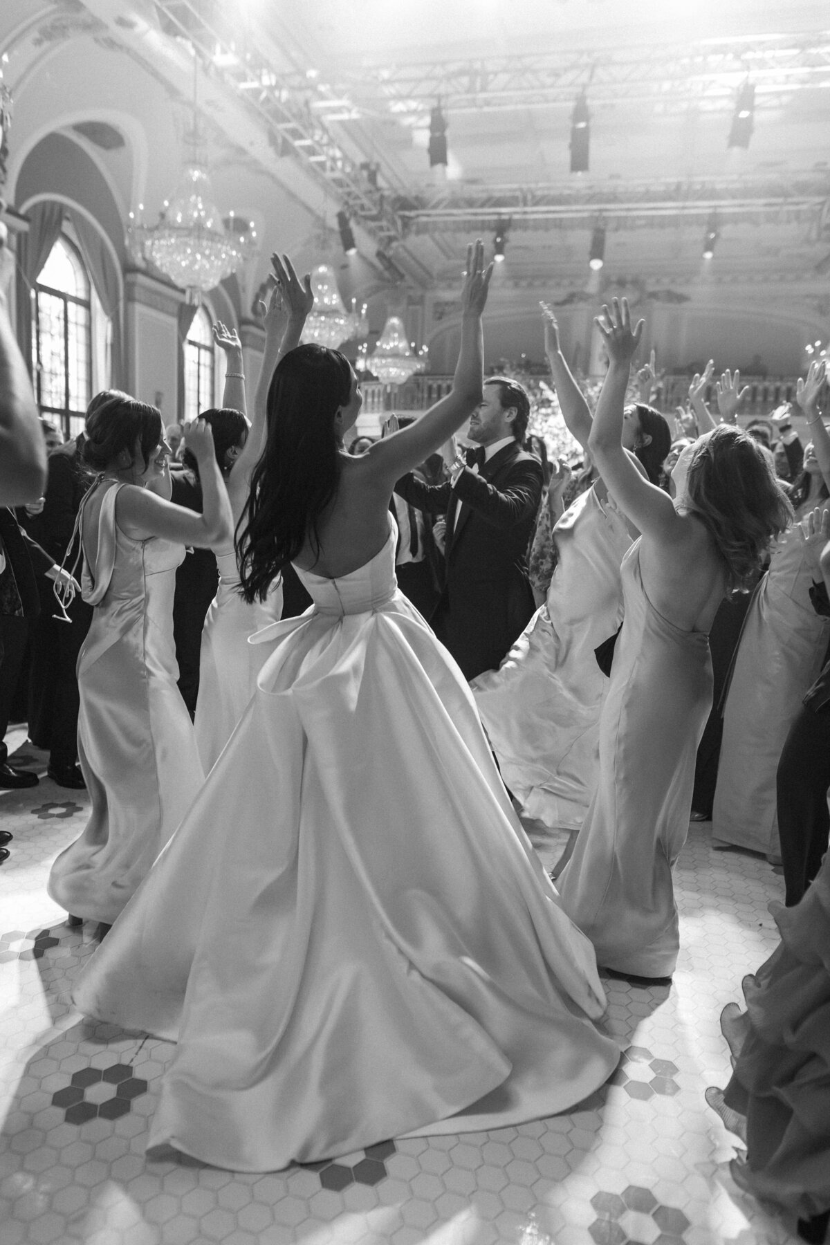 515-Chateau-Frontenac-Quebec-City-Canada-Shantel-Jeff-McCain-Wedding-60