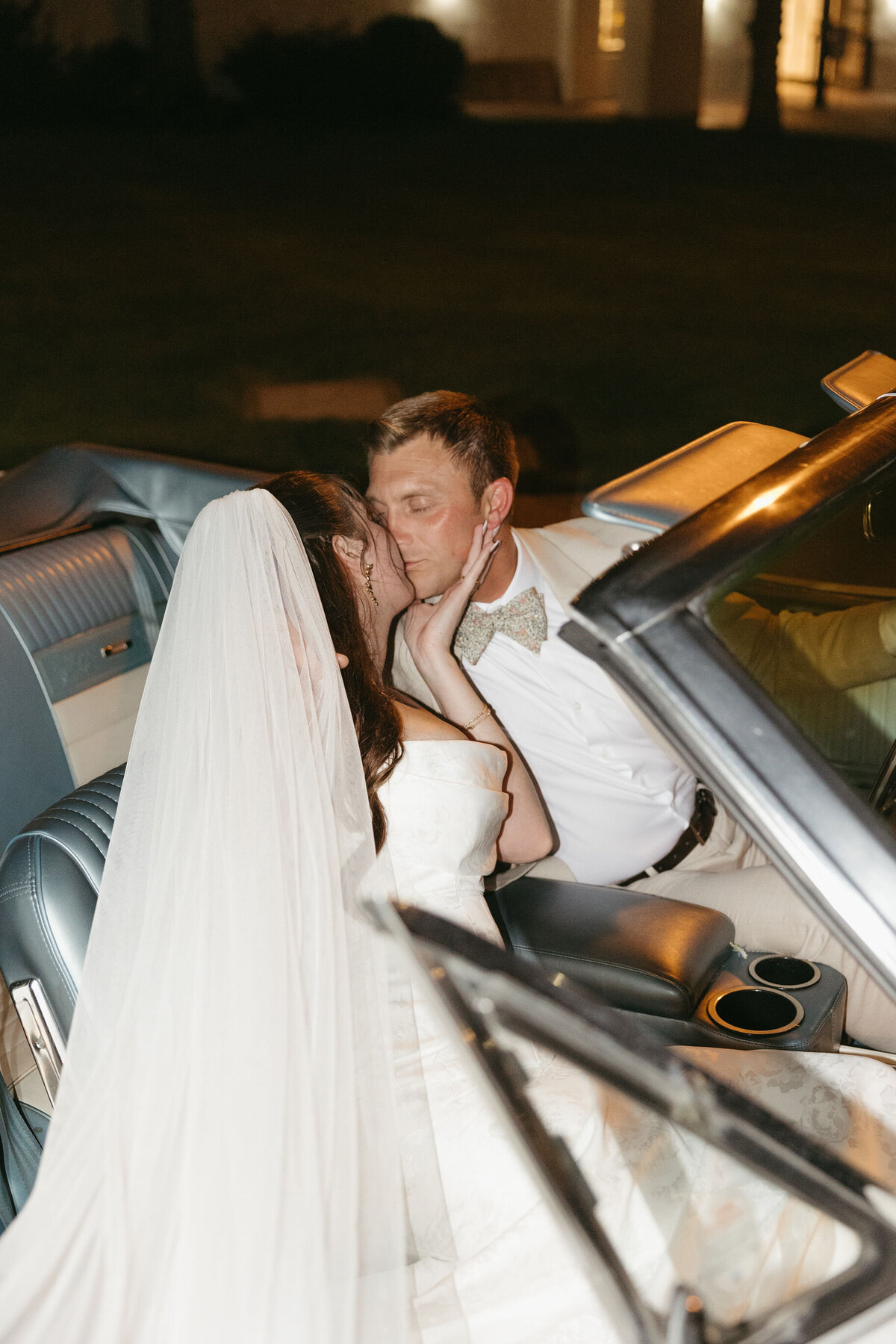 pretty-palm-leaf-event-co-rebekan-and-ben-wedding-ole-hanson-25