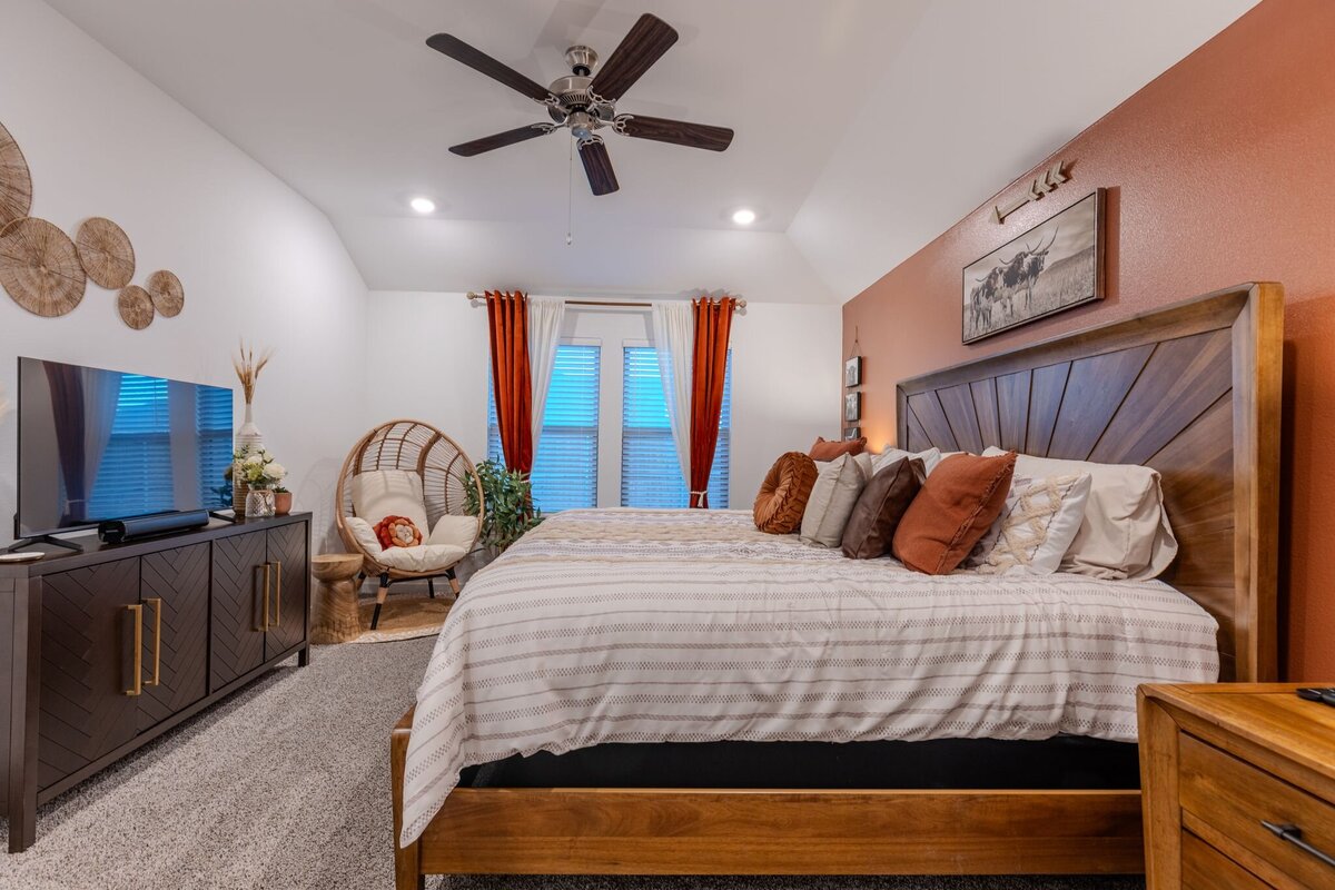 24_806 Hideout-0840-HDR