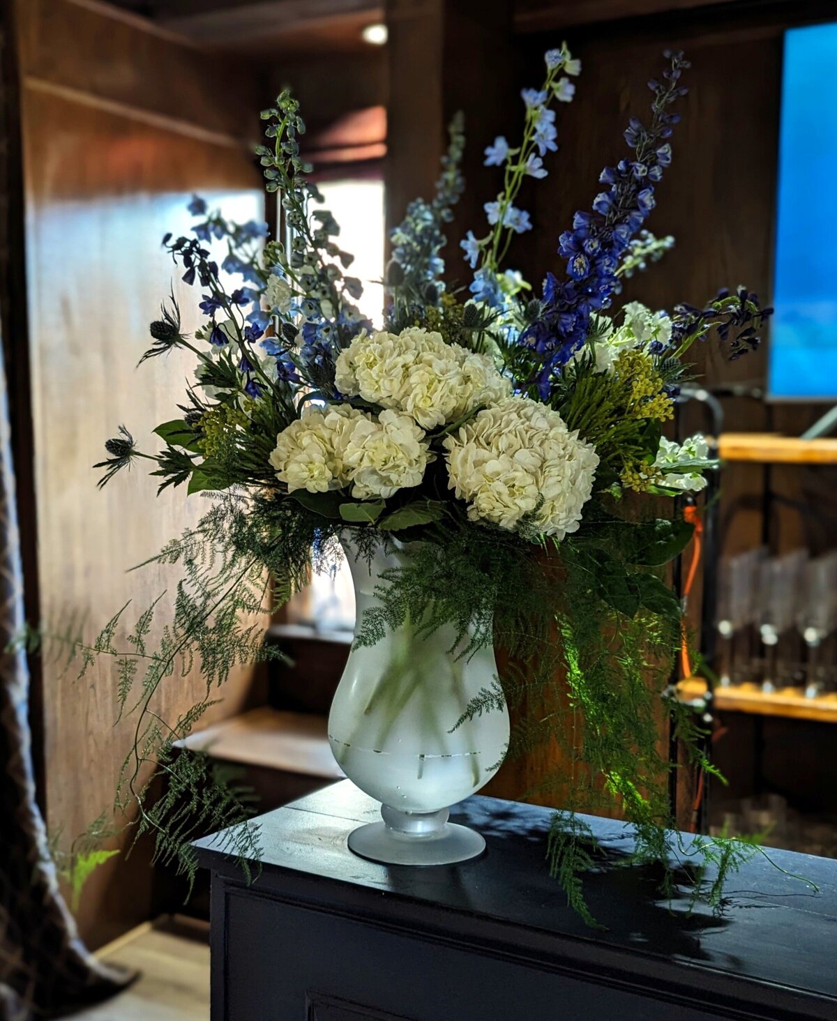 bar arrangement