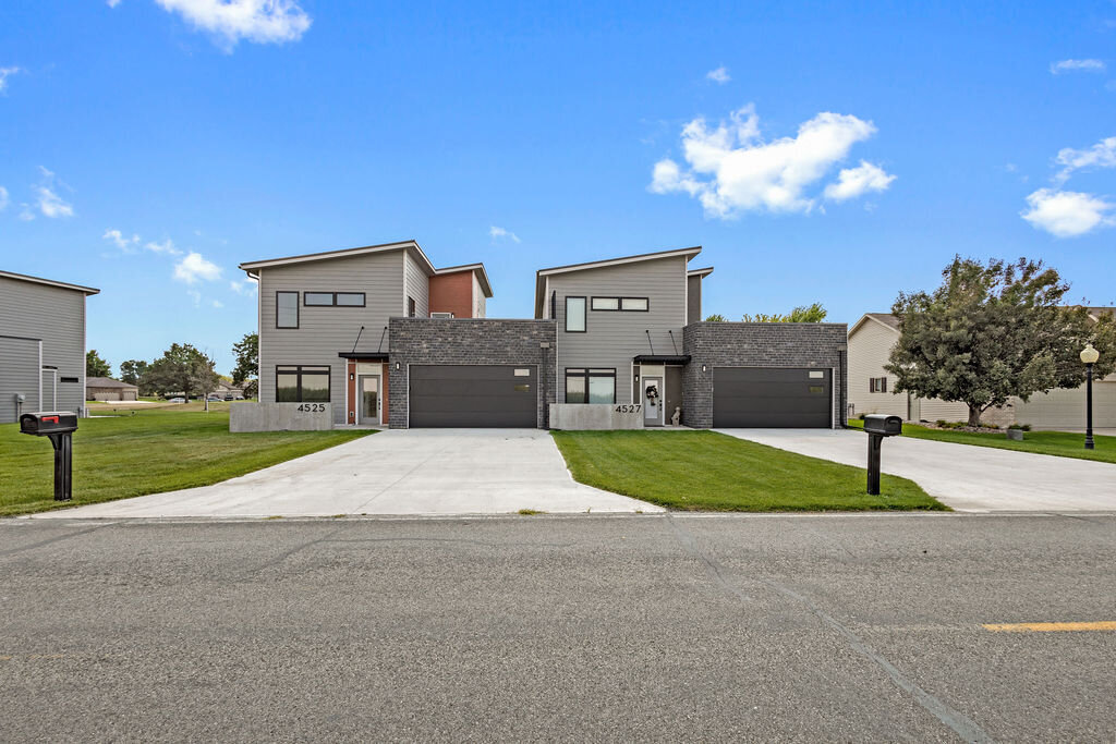 new_custom_townhouse_columbus_ne