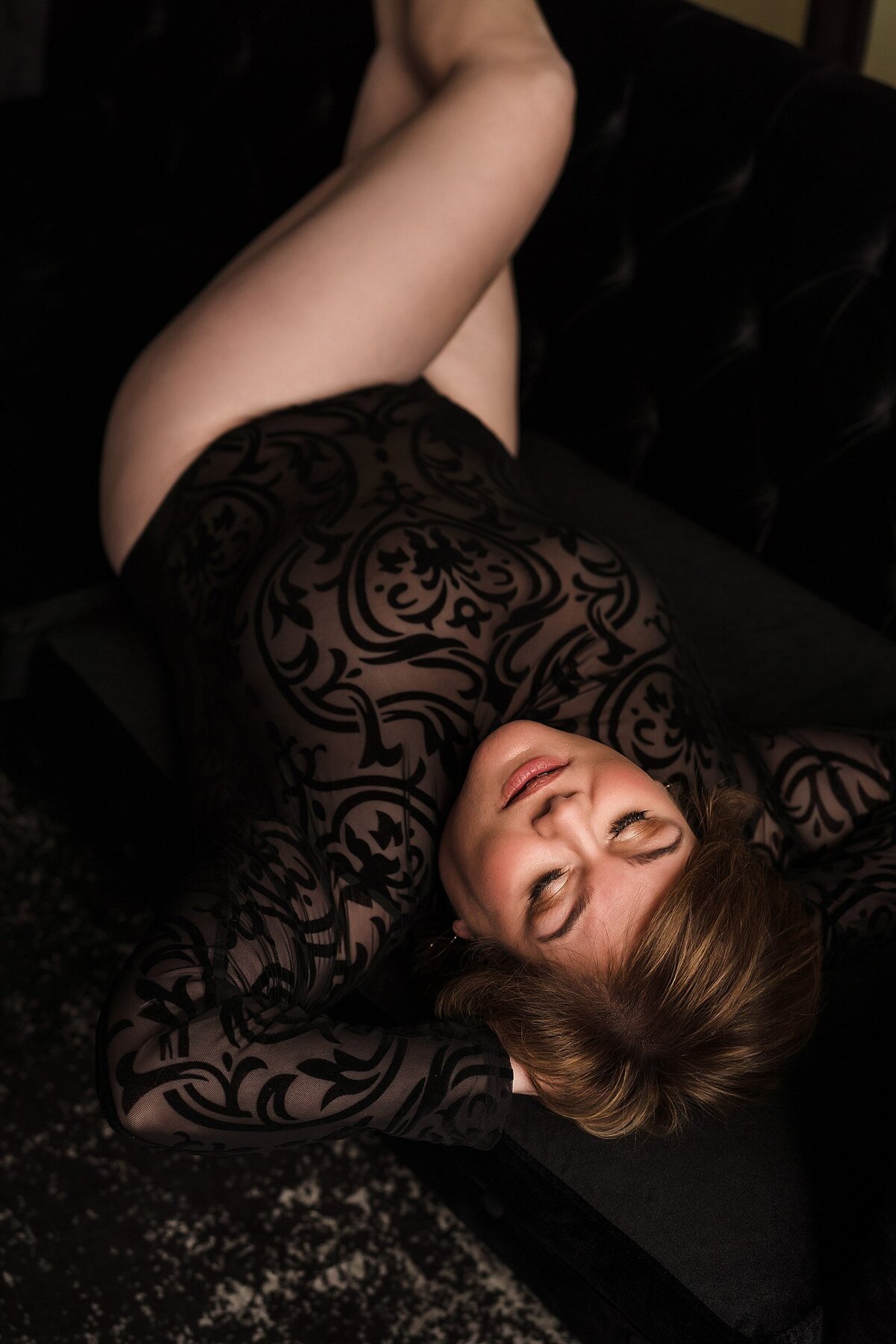 KC Boudoir Photographer - Curvy woman boudoir photos - Madera Studios_0003