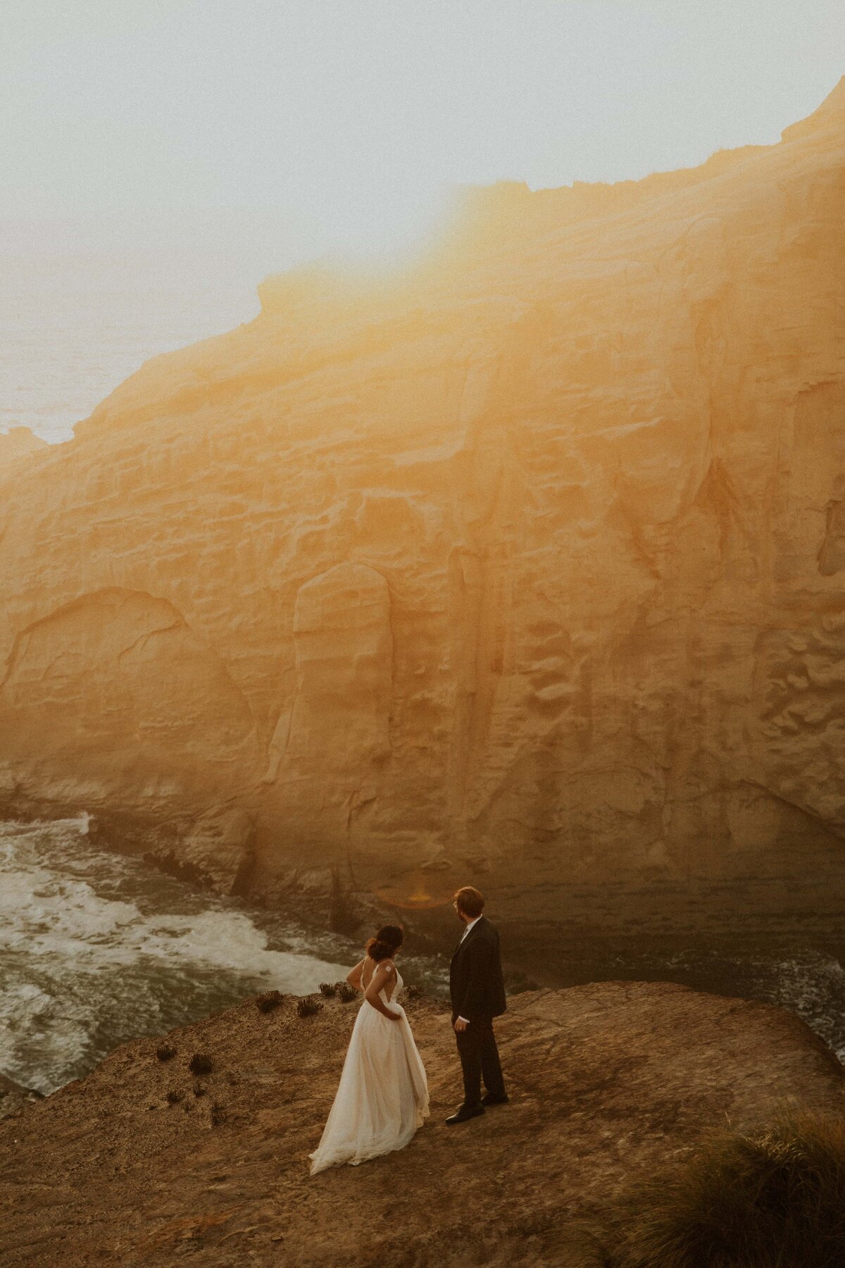 pnw-elopement-photographer-katiejophoto
