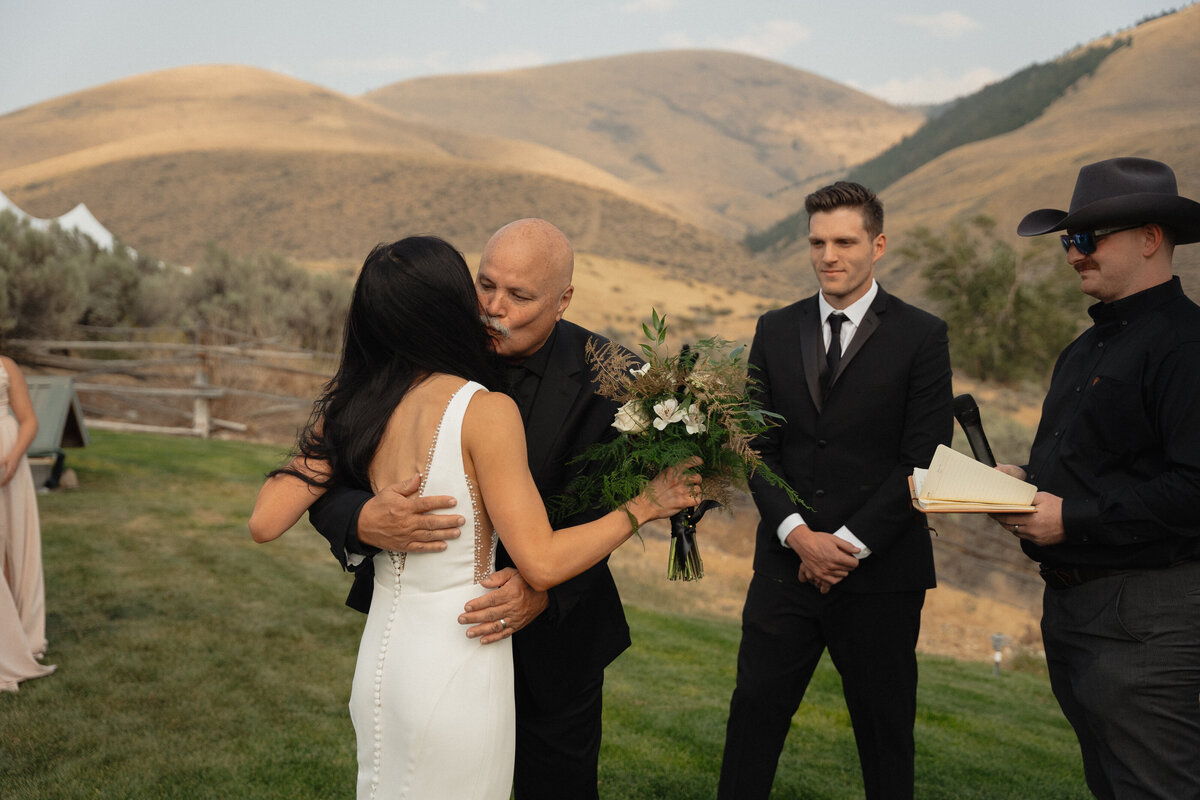 salmon-idaho-wedding-hackwellphotoco120