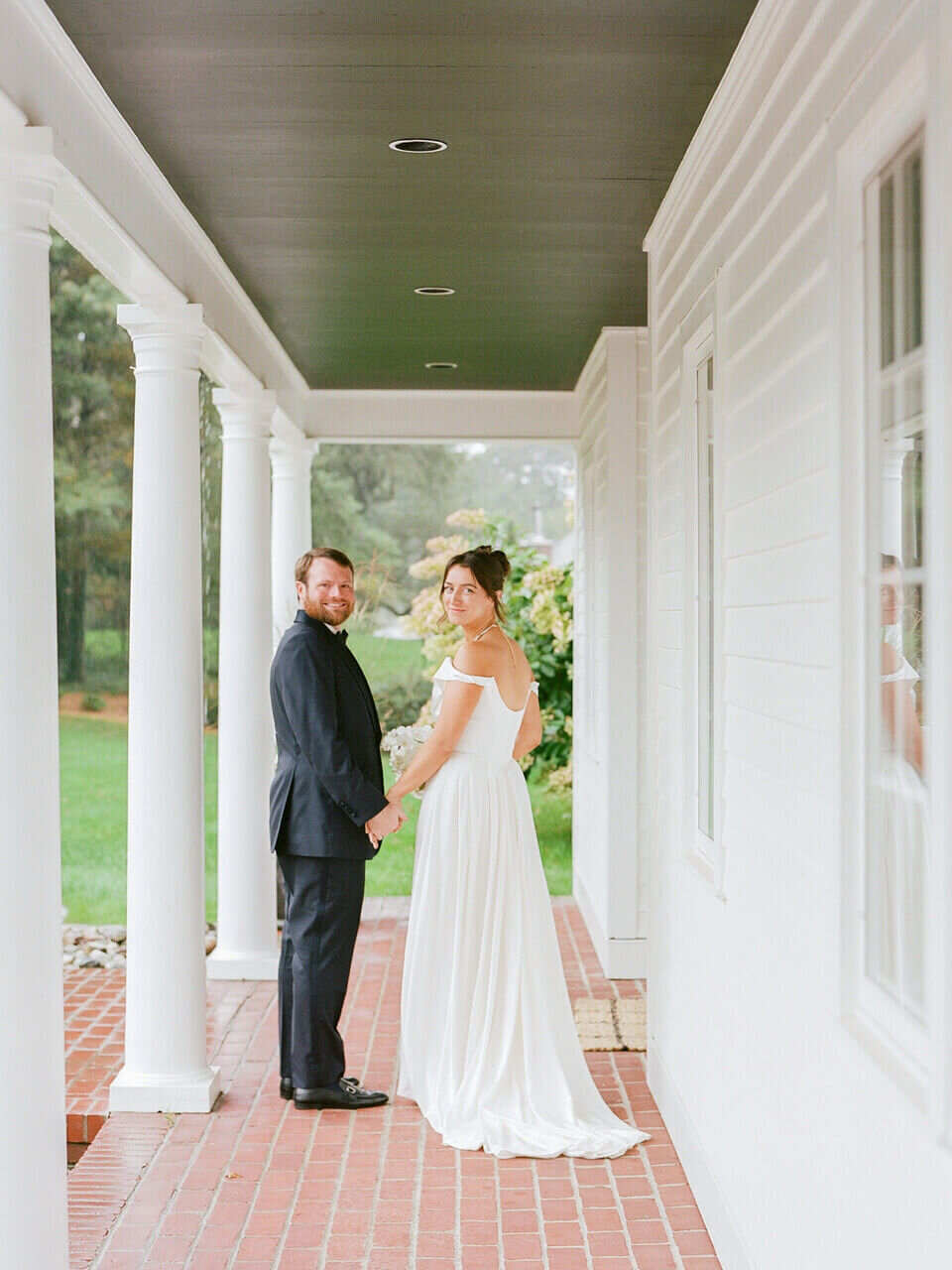 08-Beach-Tented-Wedding-Country-Club-of-Fairfield-Connecticut-Wedding-Planner-Mary-Thornton-Events