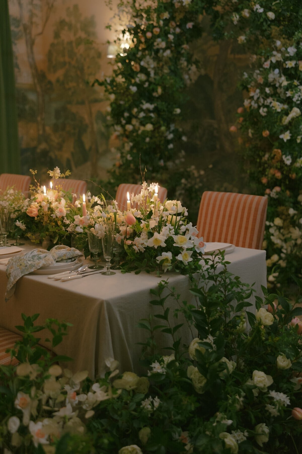 intimate-wedding-table-callow-hall