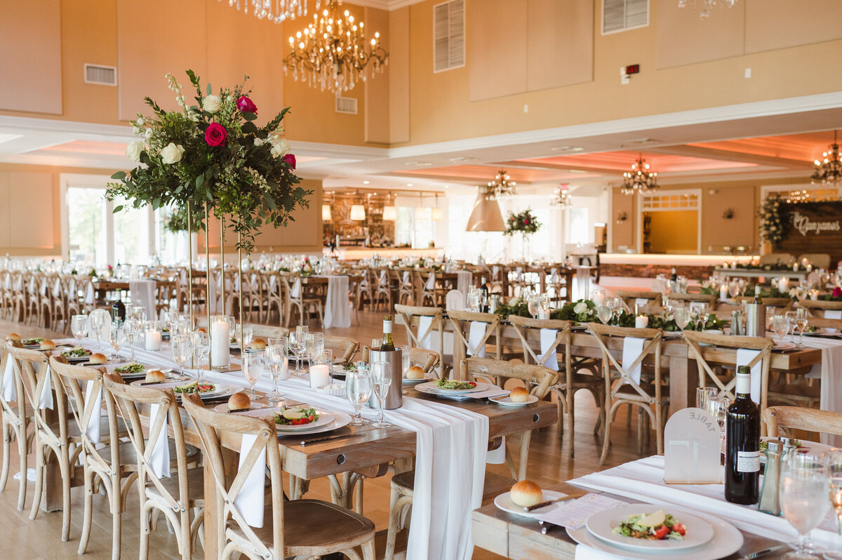 bear brook valley nj hot pink elegant wedding theme photos by suess moments photography