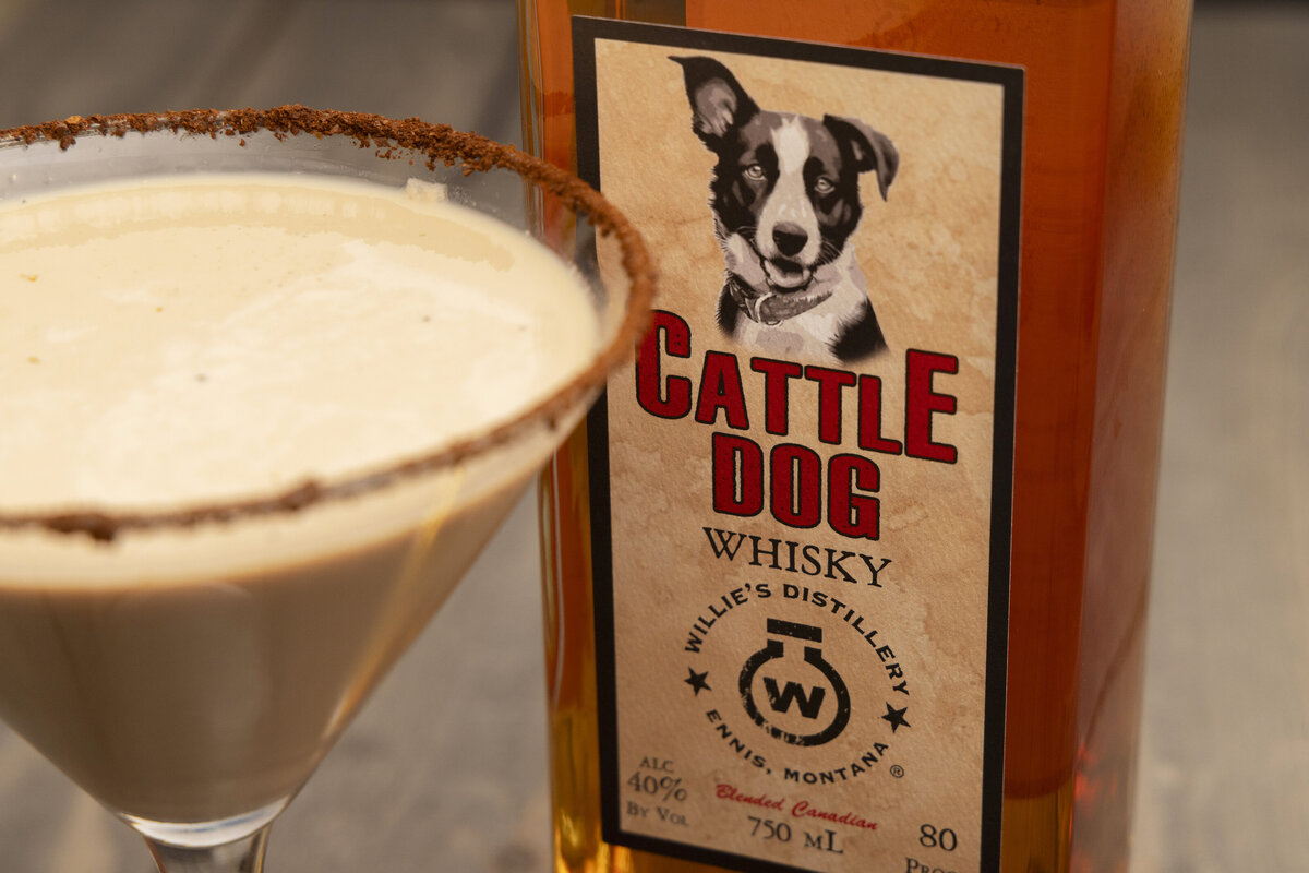 Shanna-Mae-Photography-Montana-Photographer-Business-Brand-Product-Food-Beverage-Distillery-Cocktails-Drinks-WilliesHuckleberry-Rye-Whiskey-Bourbon-Vodka-Moonshine-069
