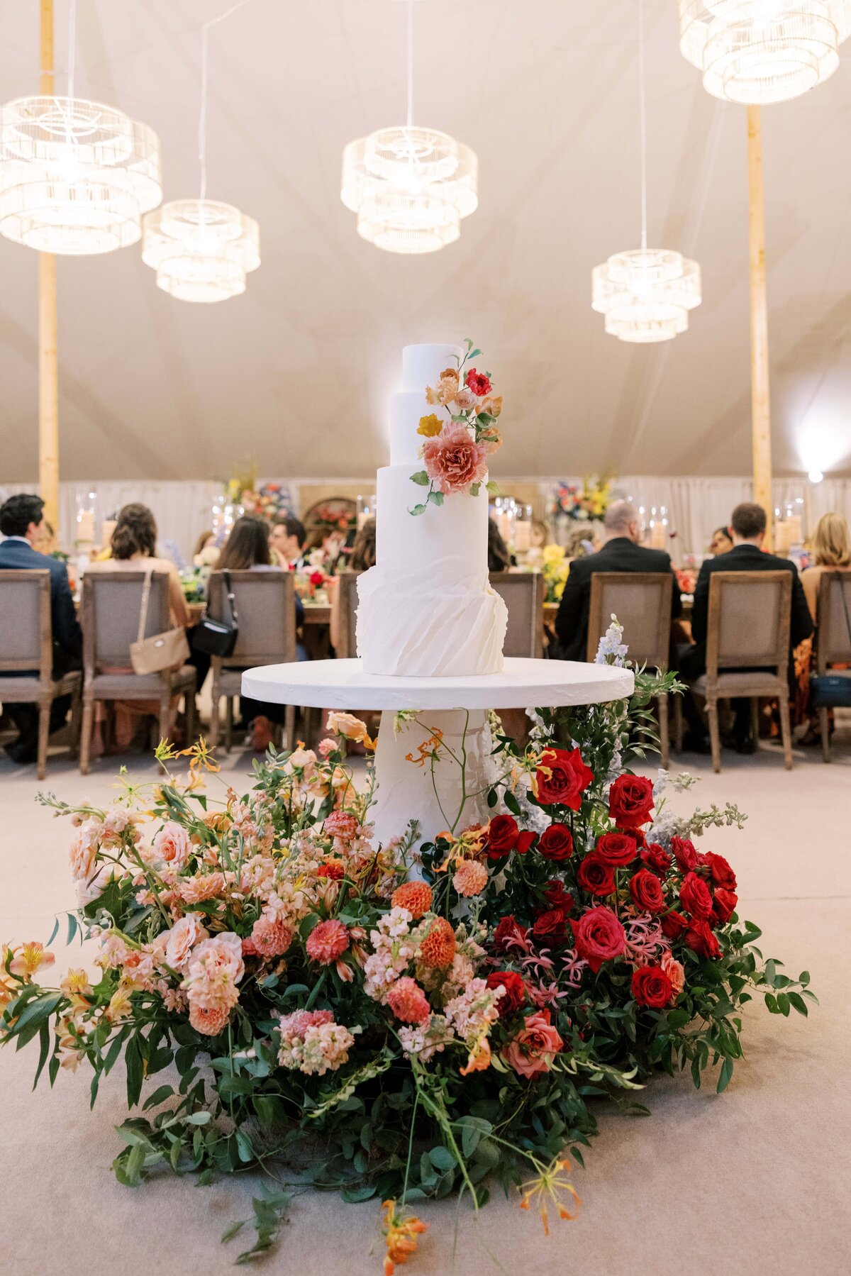 Danielle-Defayette-Photography-National-Arboretum-Wedding-Rainbow-49